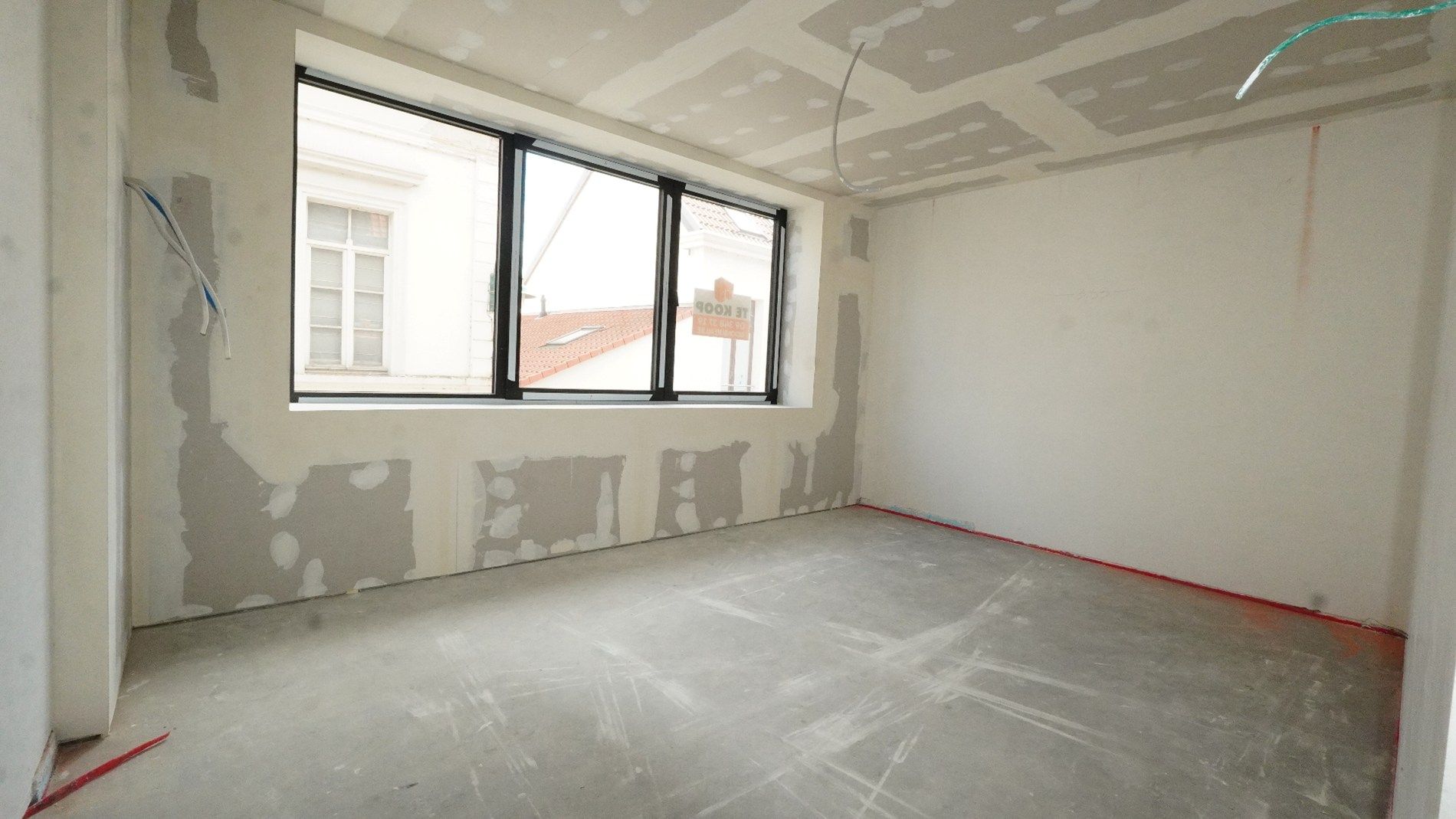 Karaktervolle "BEN" luxe duplex-appartement gelegen in het hart van Lokeren   foto 13