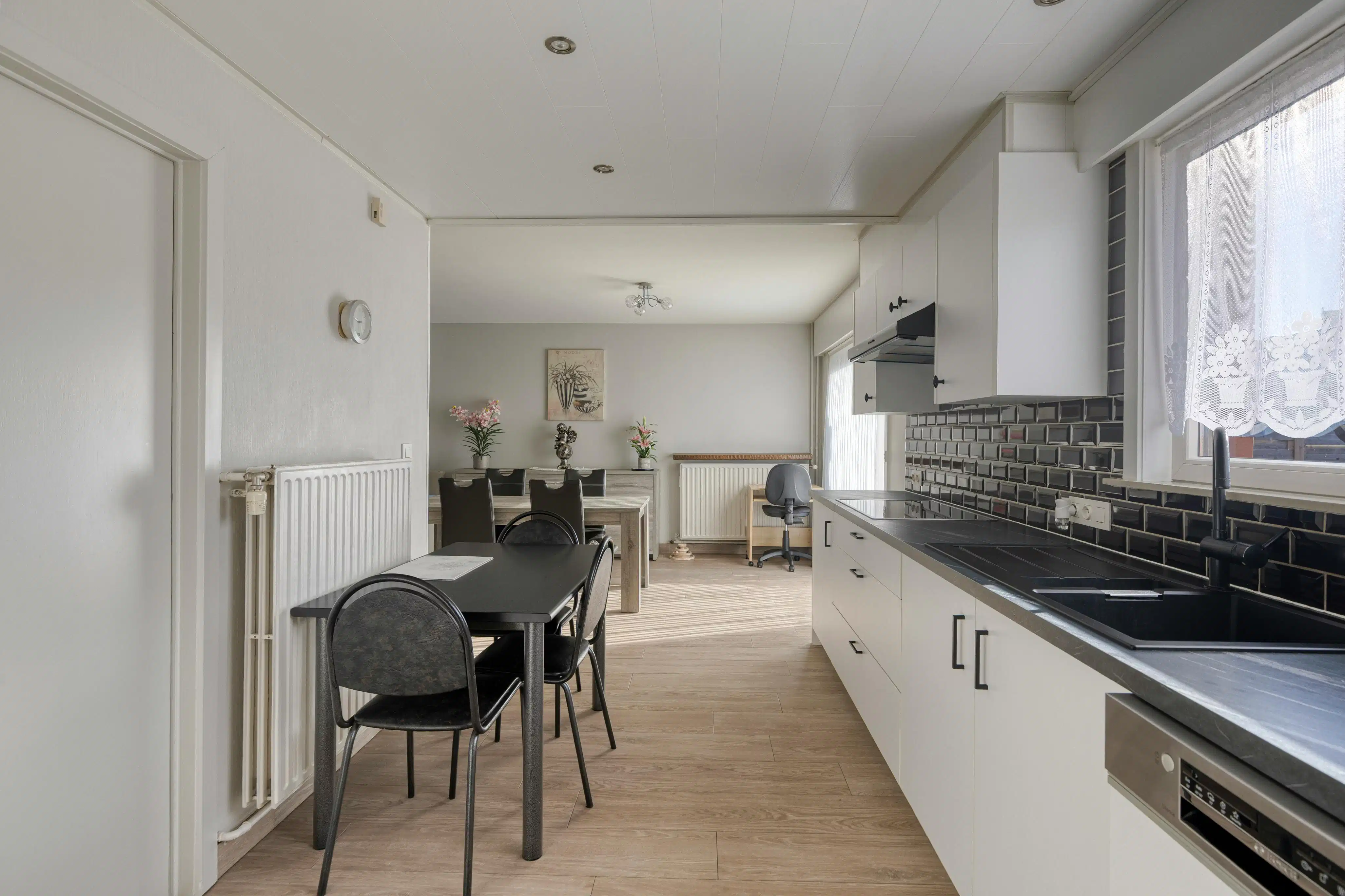 Instapklaar huis te Rumbeke  foto 7