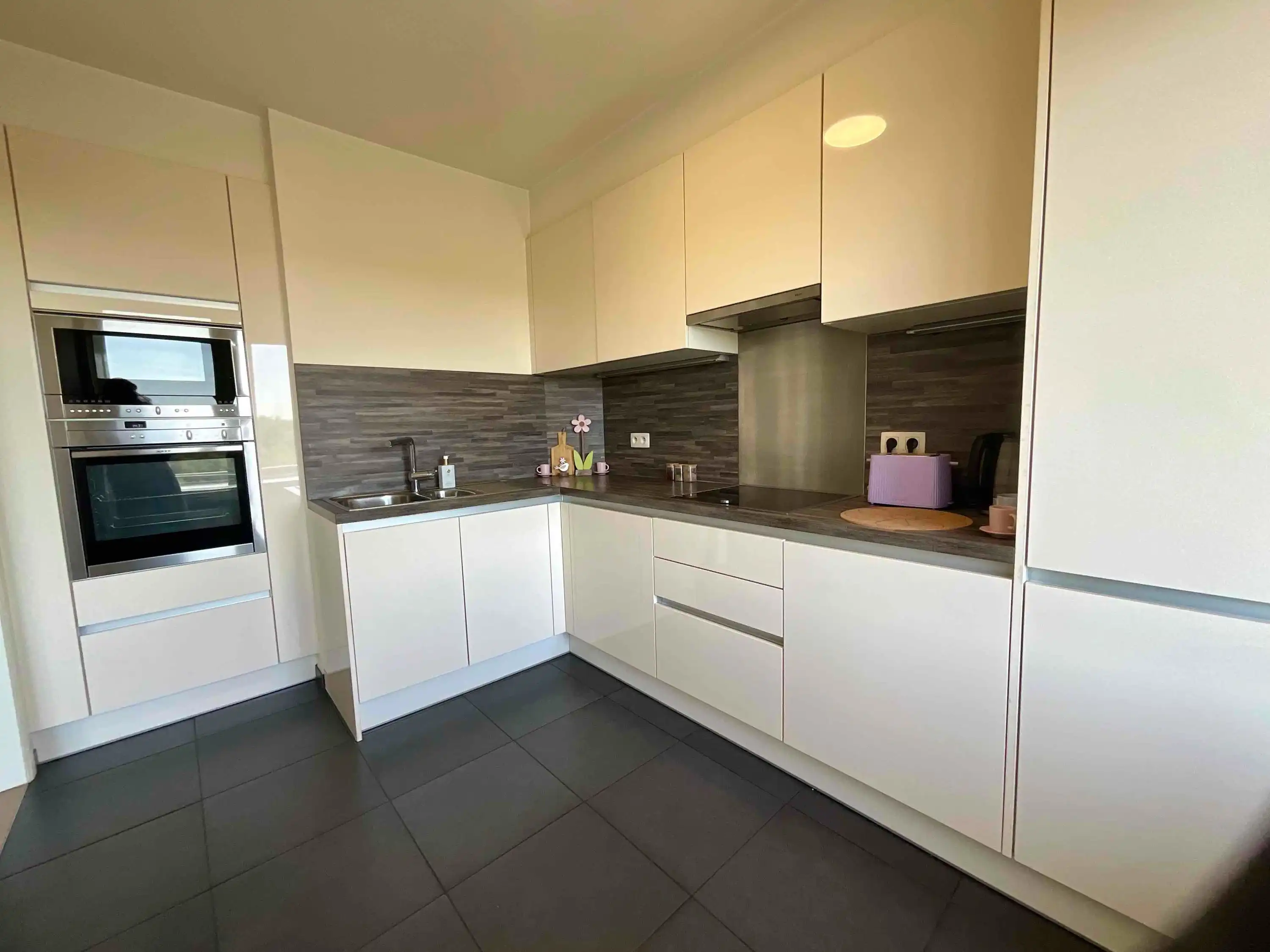 Appartement te huur foto 13