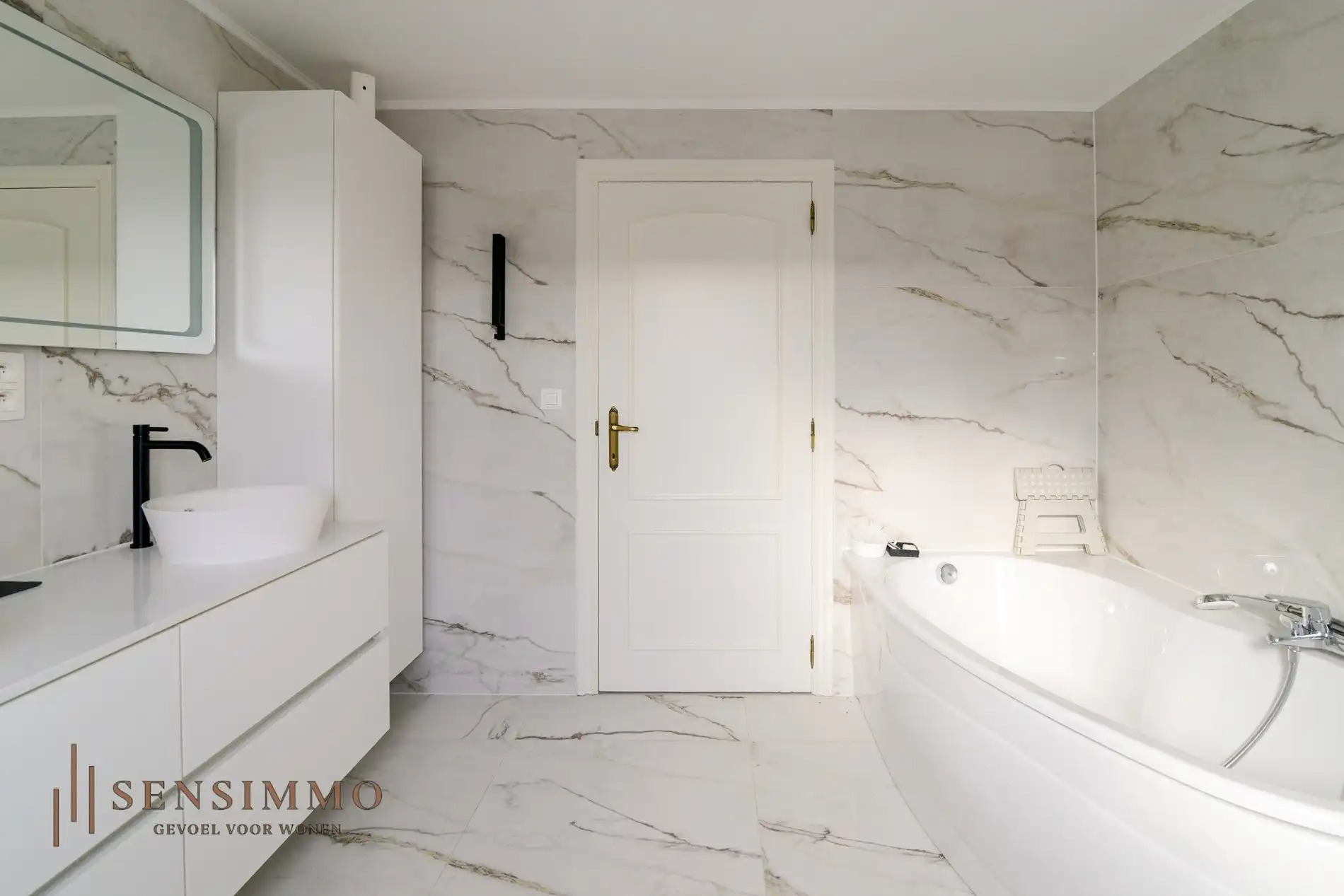 Ruime en energiezuinige woning met 4 slaapkamers op mooi perceel van 8a foto 13