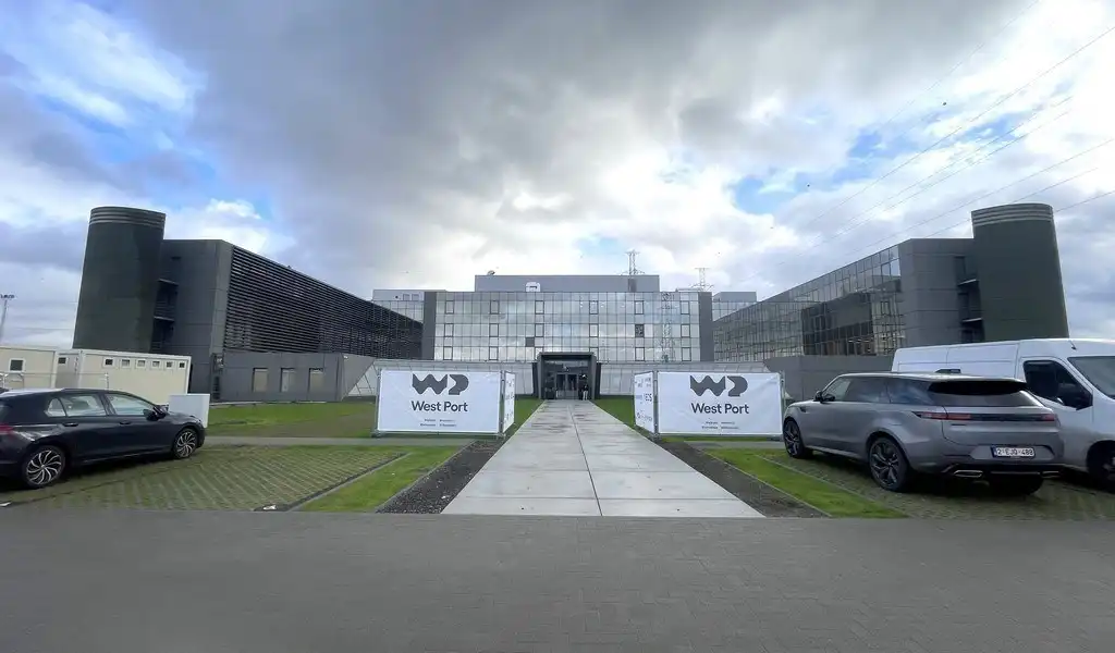 Kantoor te huur Nieuwe Weg 1 - V1 - 2070 Zwijndrecht