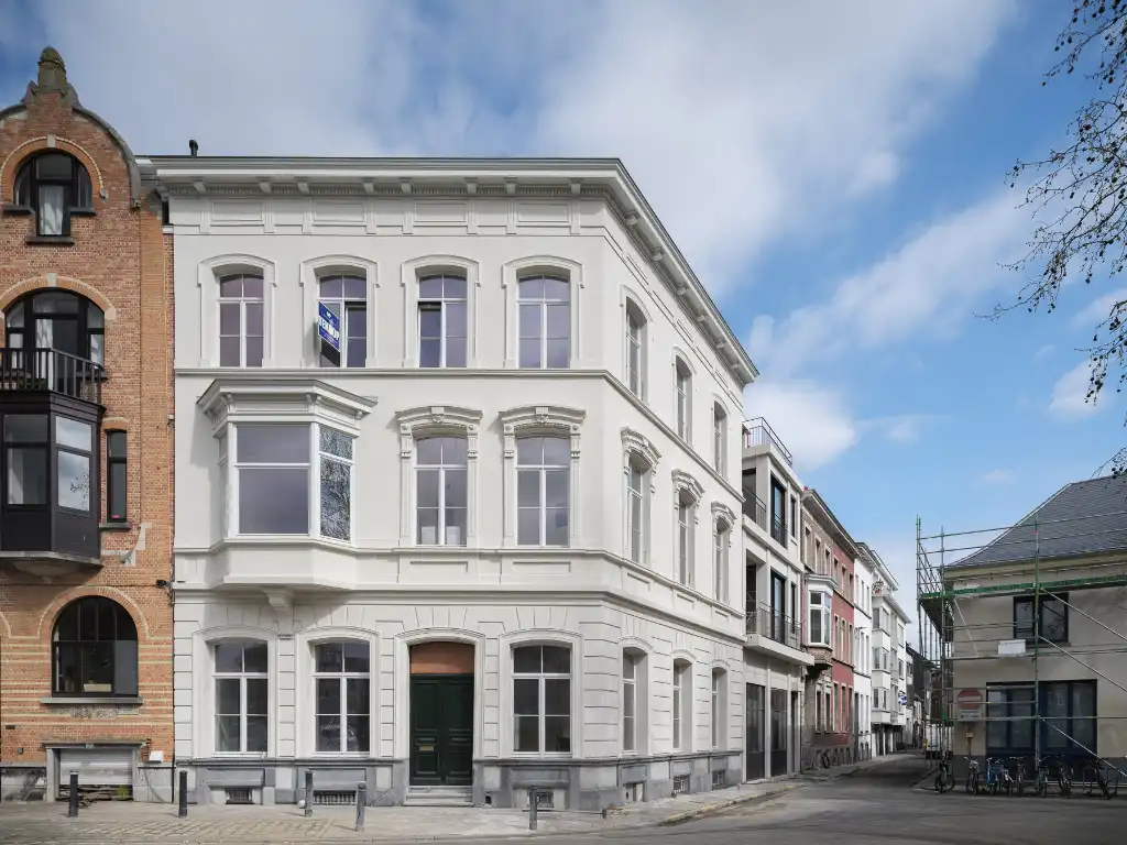Wonen in grandeur aan de&nbsp;Coupure. &nbsp;Exclusief penthouse appartement (180&nbsp;m²) met twee terrassen aan de Coupure foto 4