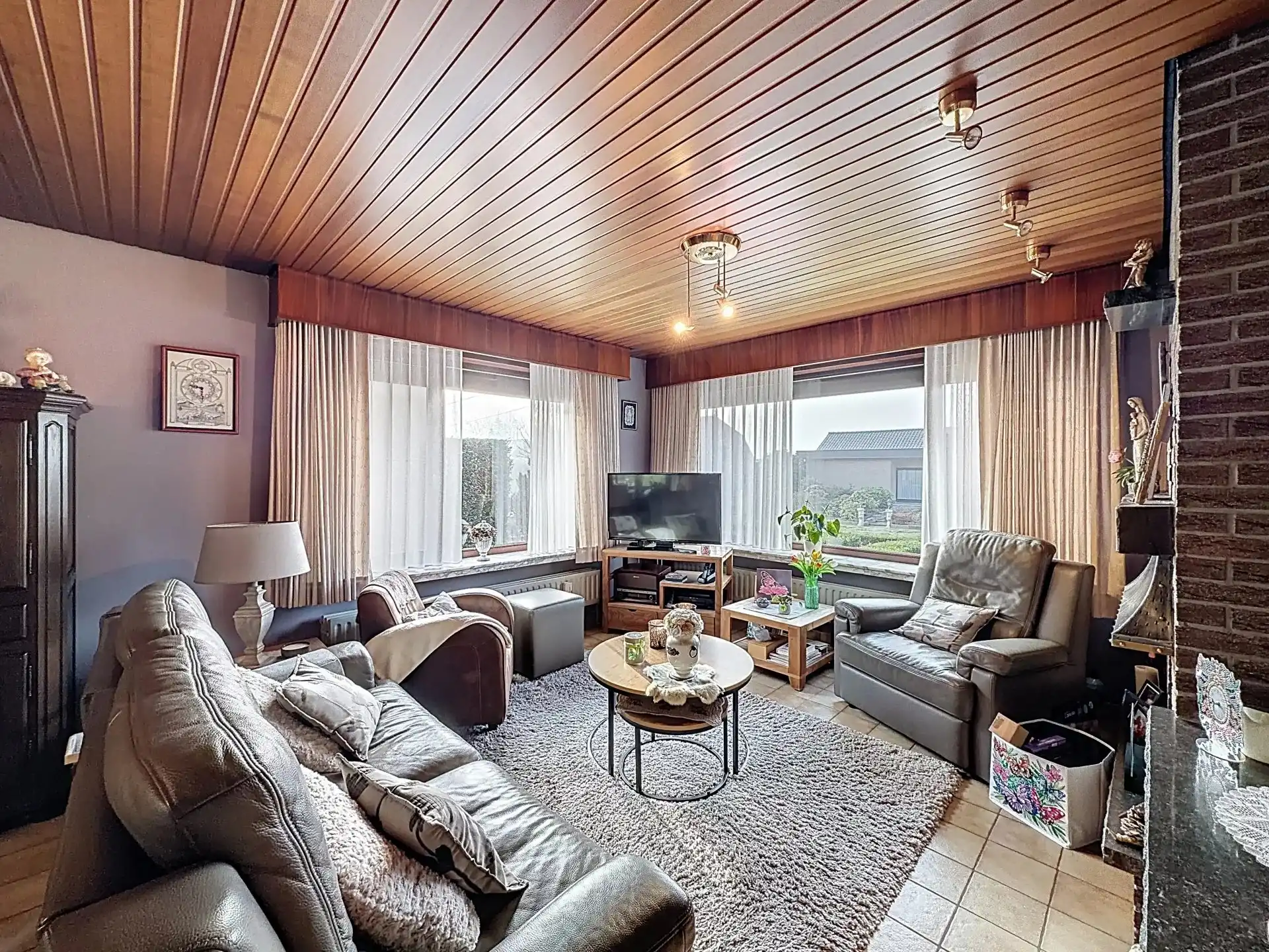 Verzorgde woning met 3 slaapkamers op mooi perceel. foto 7