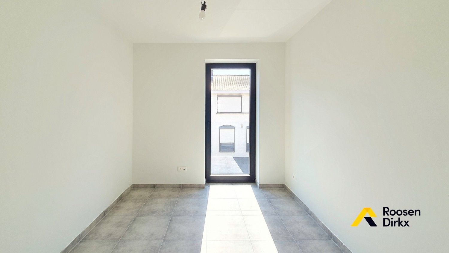 PRACHTIG APPARTMENT MET 2 SLK EN TERRAS HARTJE BREE! foto 21