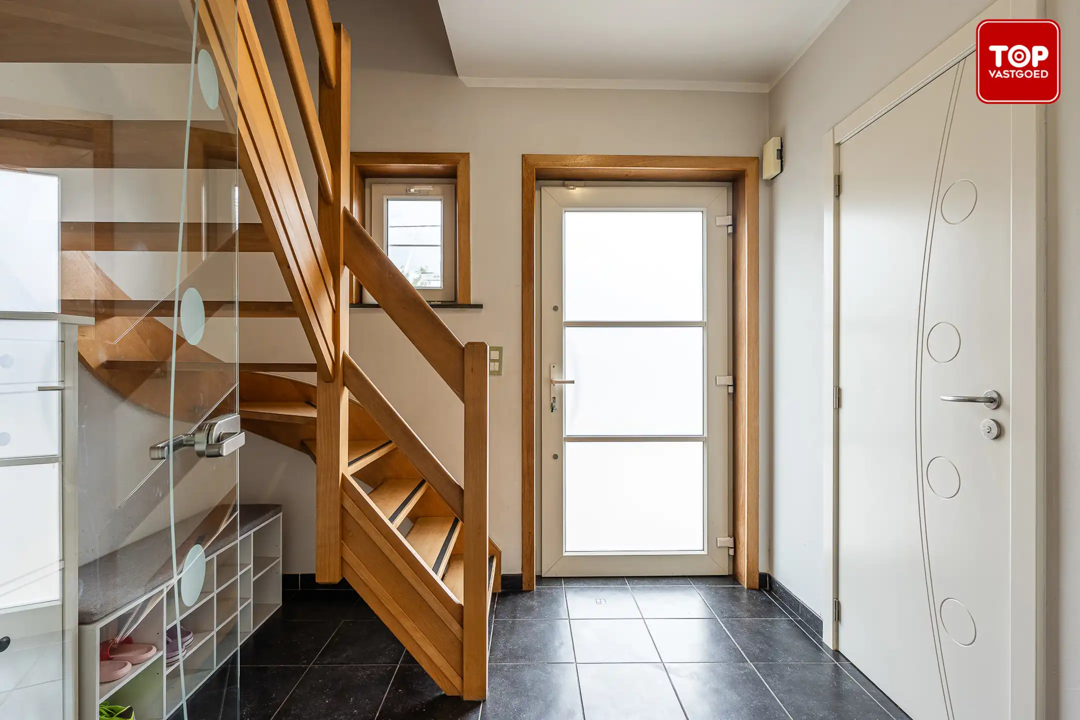 Perfect onderhouden en instapklare woning met EPC A foto 2