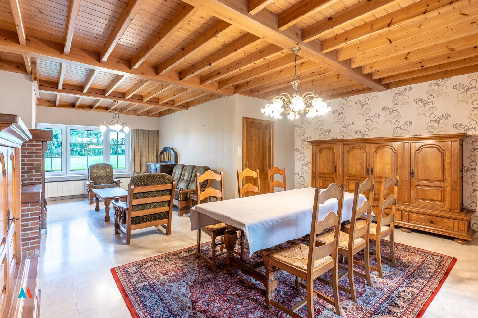 Hoeve met bijgebouwen in Loenhout foto 7