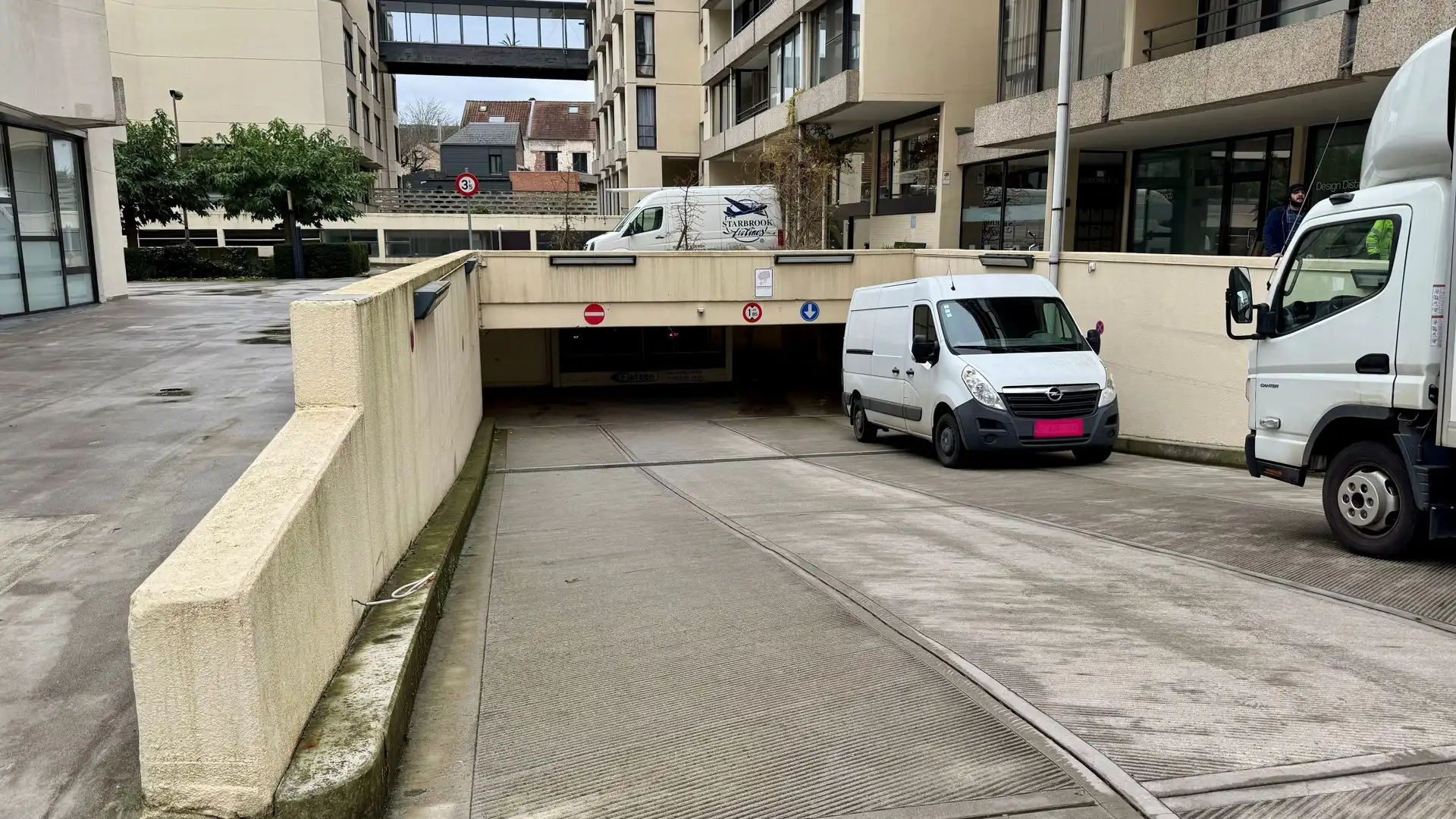 Garage te huur Justus Lipsiusstraat 18-20 - 3000 Leuven