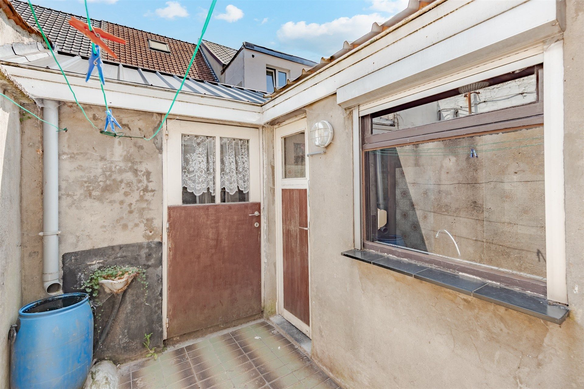 Te renoveren woning met potentieel foto 10