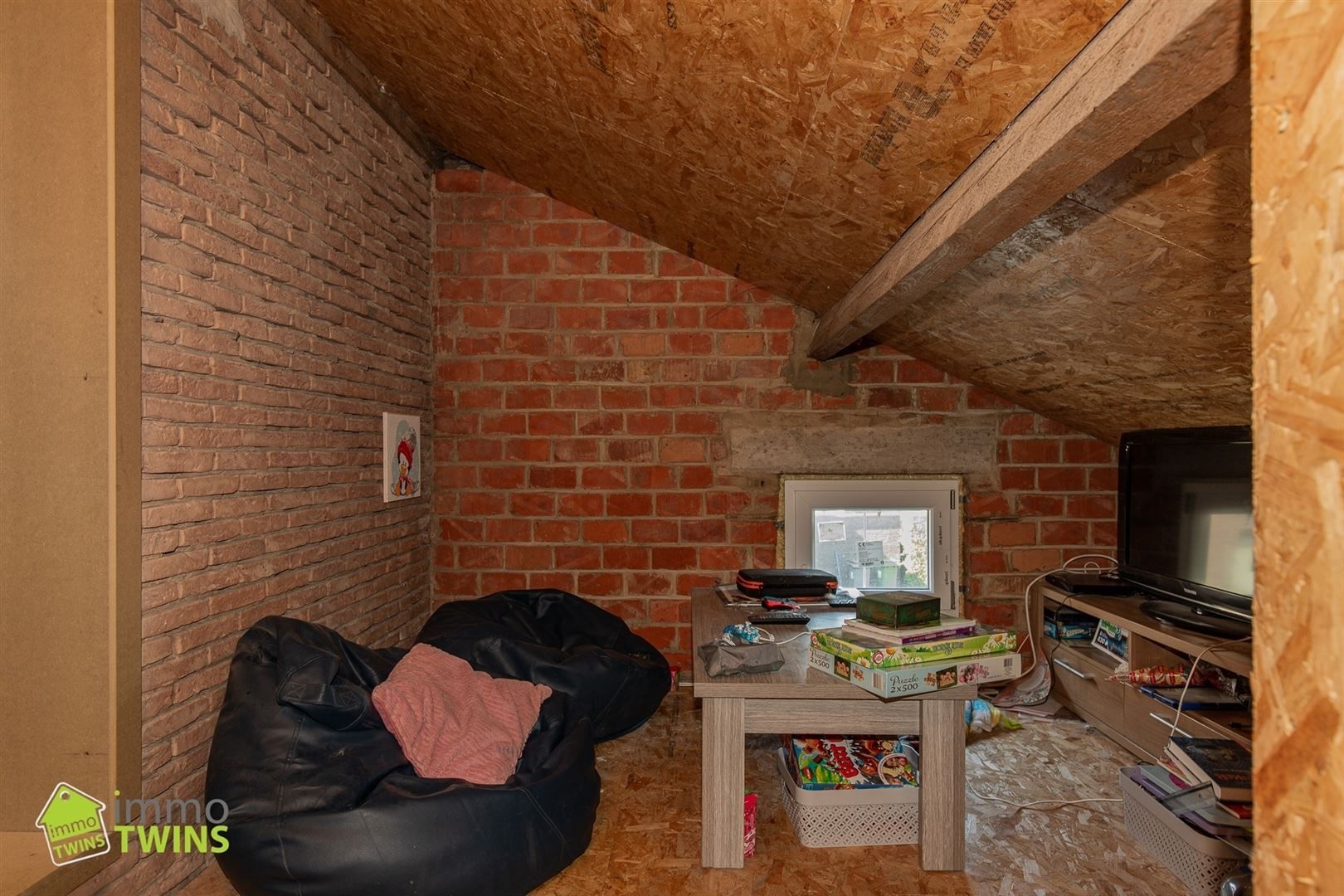 Instapklare, vrijstaande woning met prachtige tuin te Zele foto 23