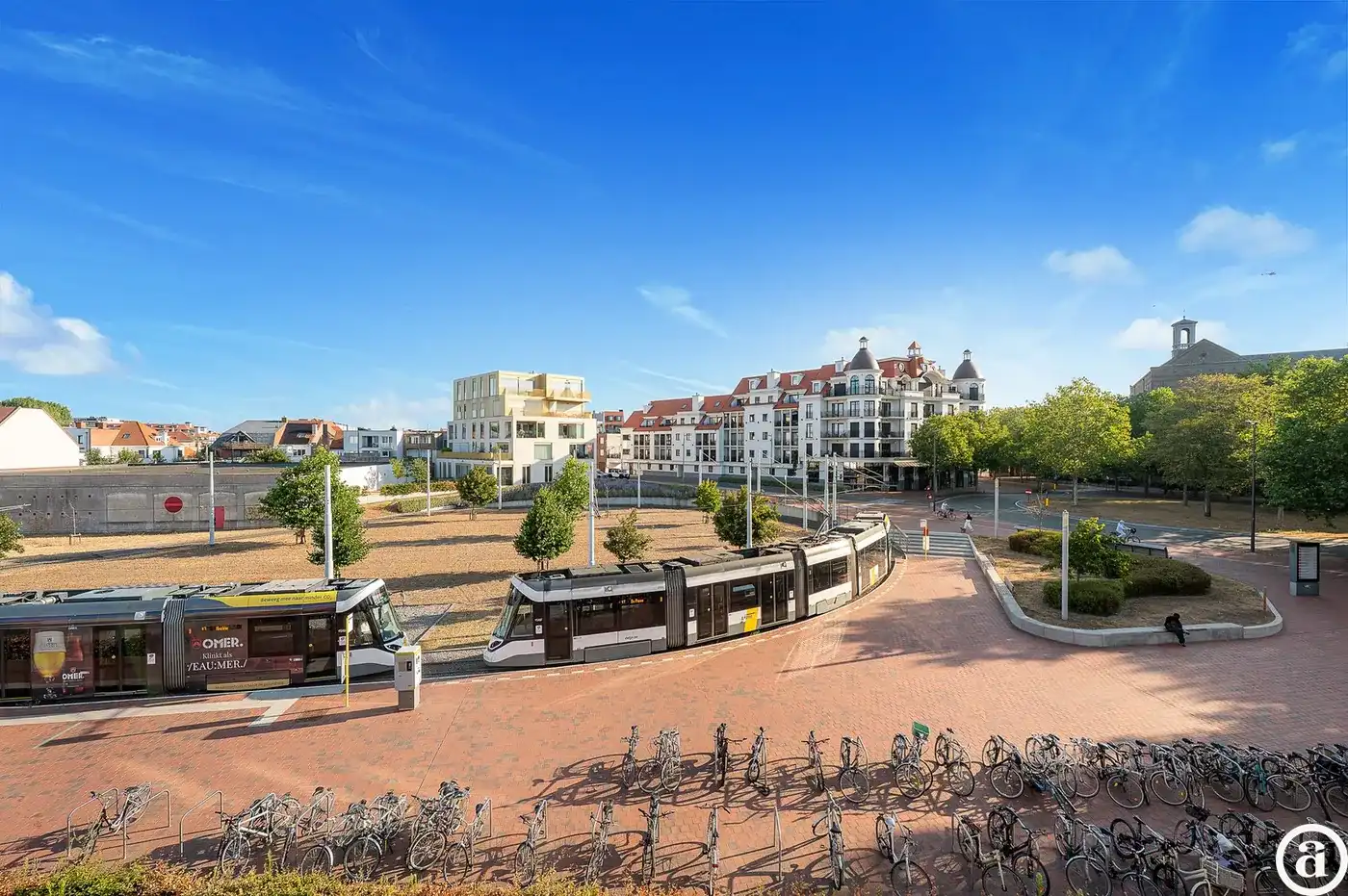 Stijlvol nieuwbouwappartement met open uitzicht nabij centrum. foto 3
