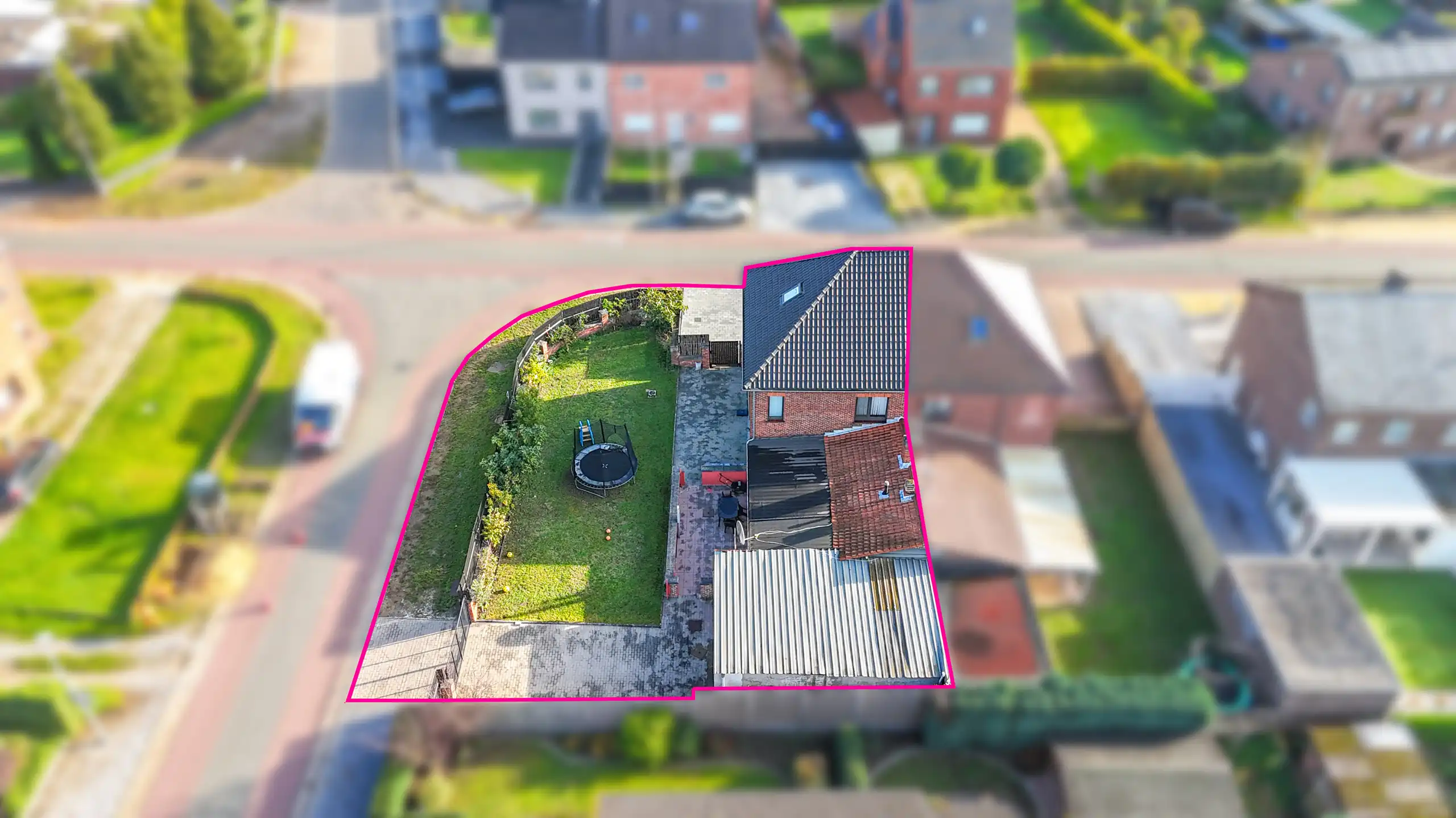 Ruime woning met 3slpk, tuin en garage op toplocatie! foto 31