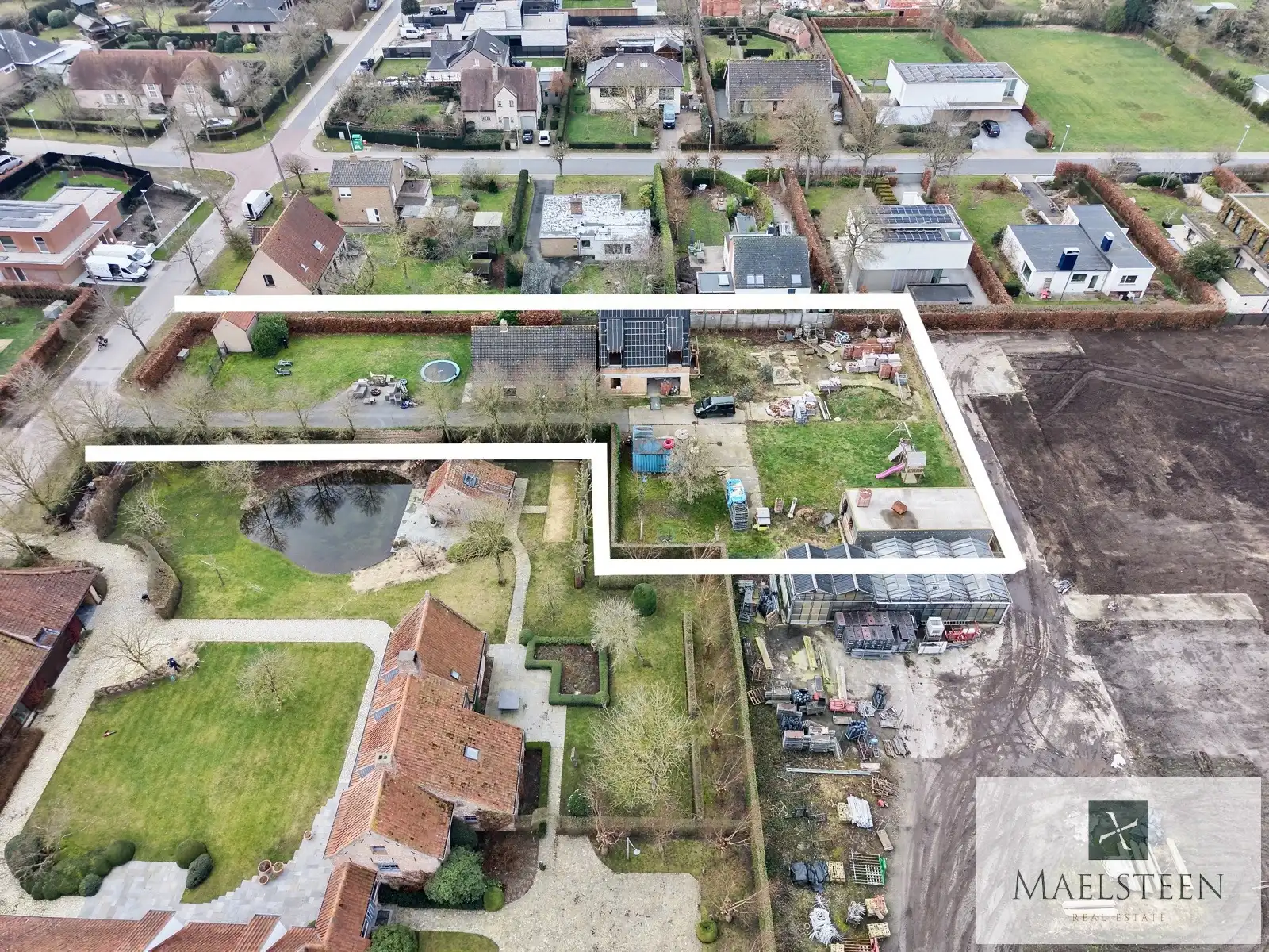 Terrein van 2.168 m² met vergund plan te Sint-Andries foto 4