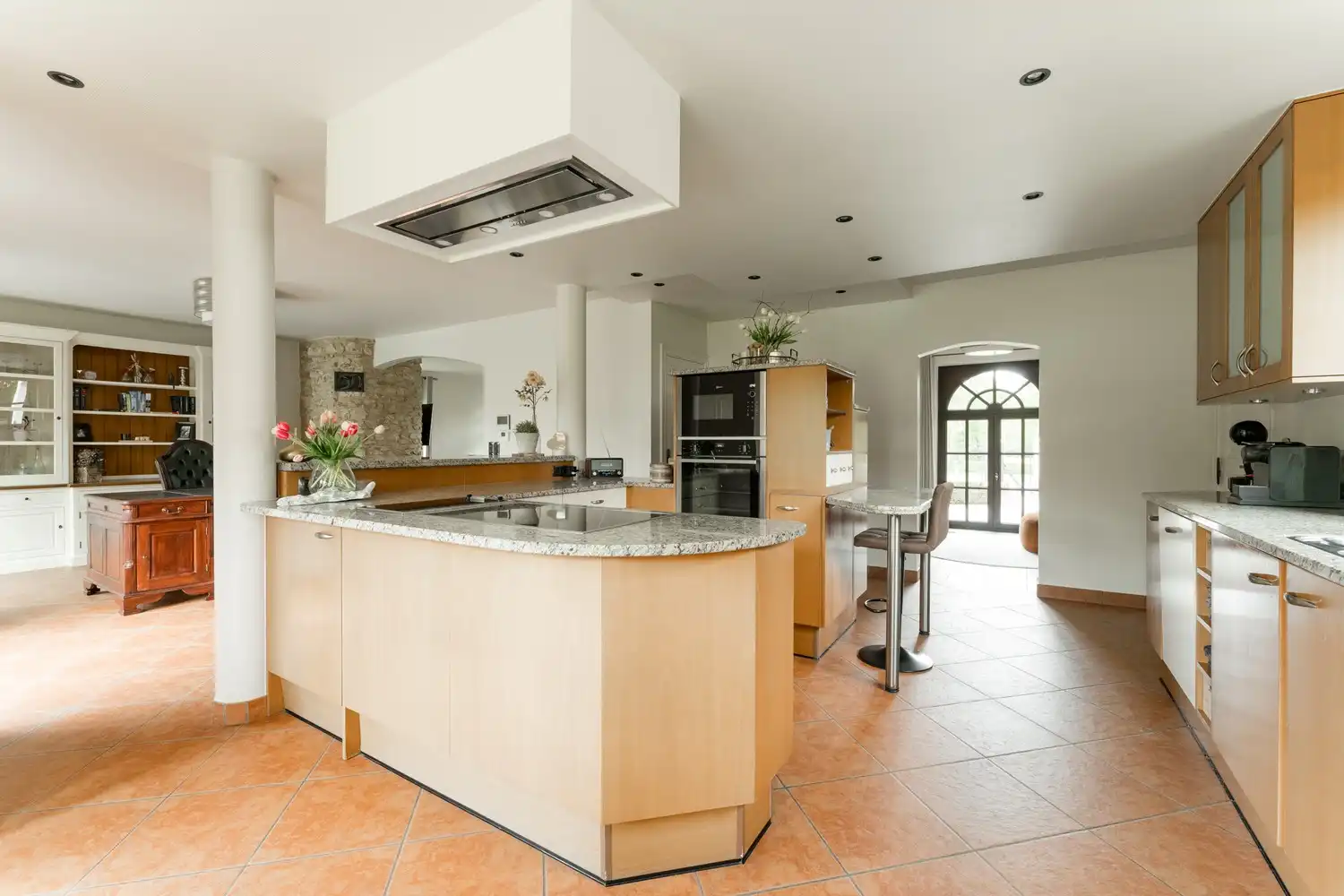 Exclusieve villa in zuiderse stijl op een magnifiek perceel van 5226m²! foto 10
