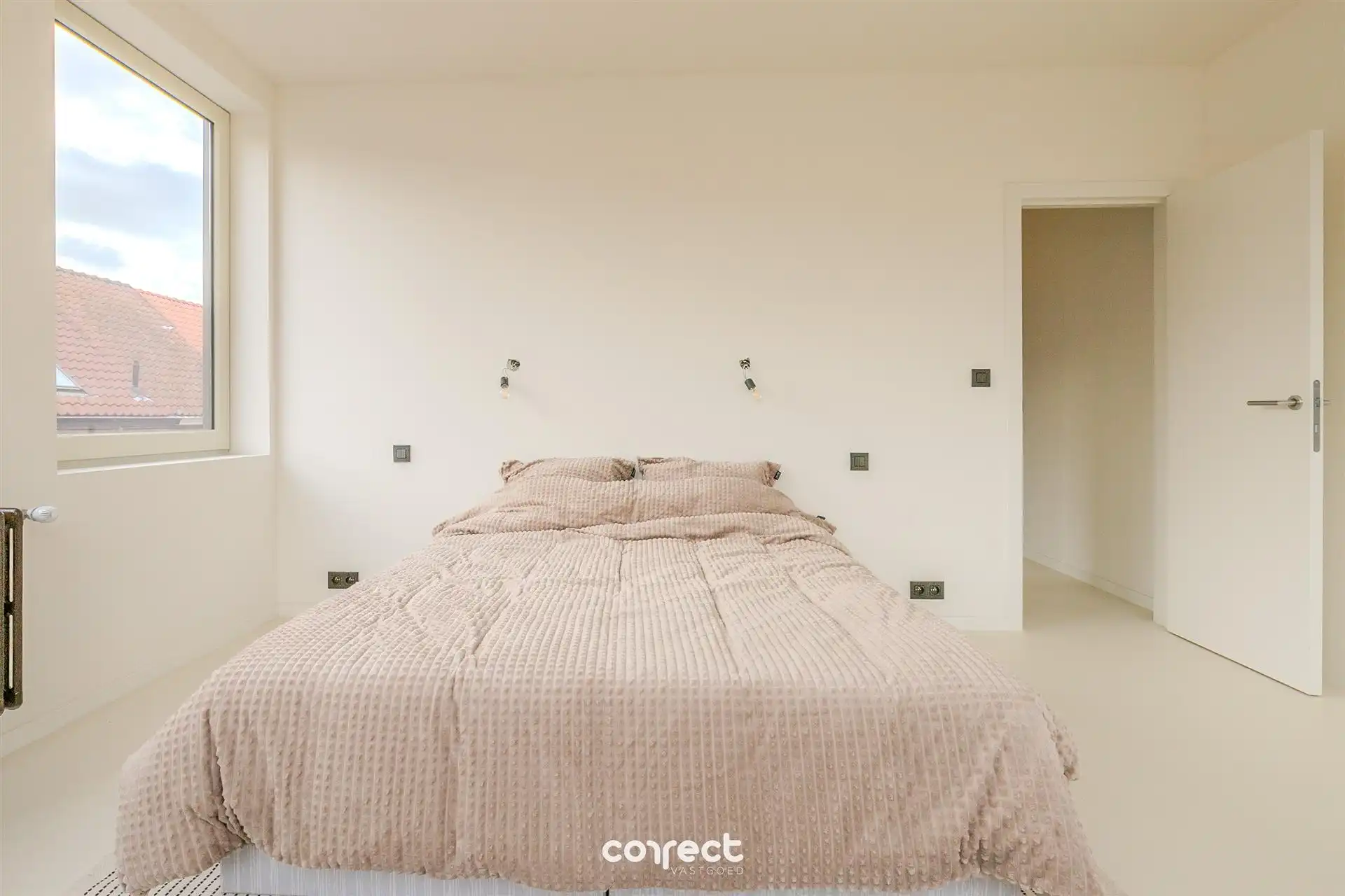 Volledig vernieuwde hoekwoning. foto 23