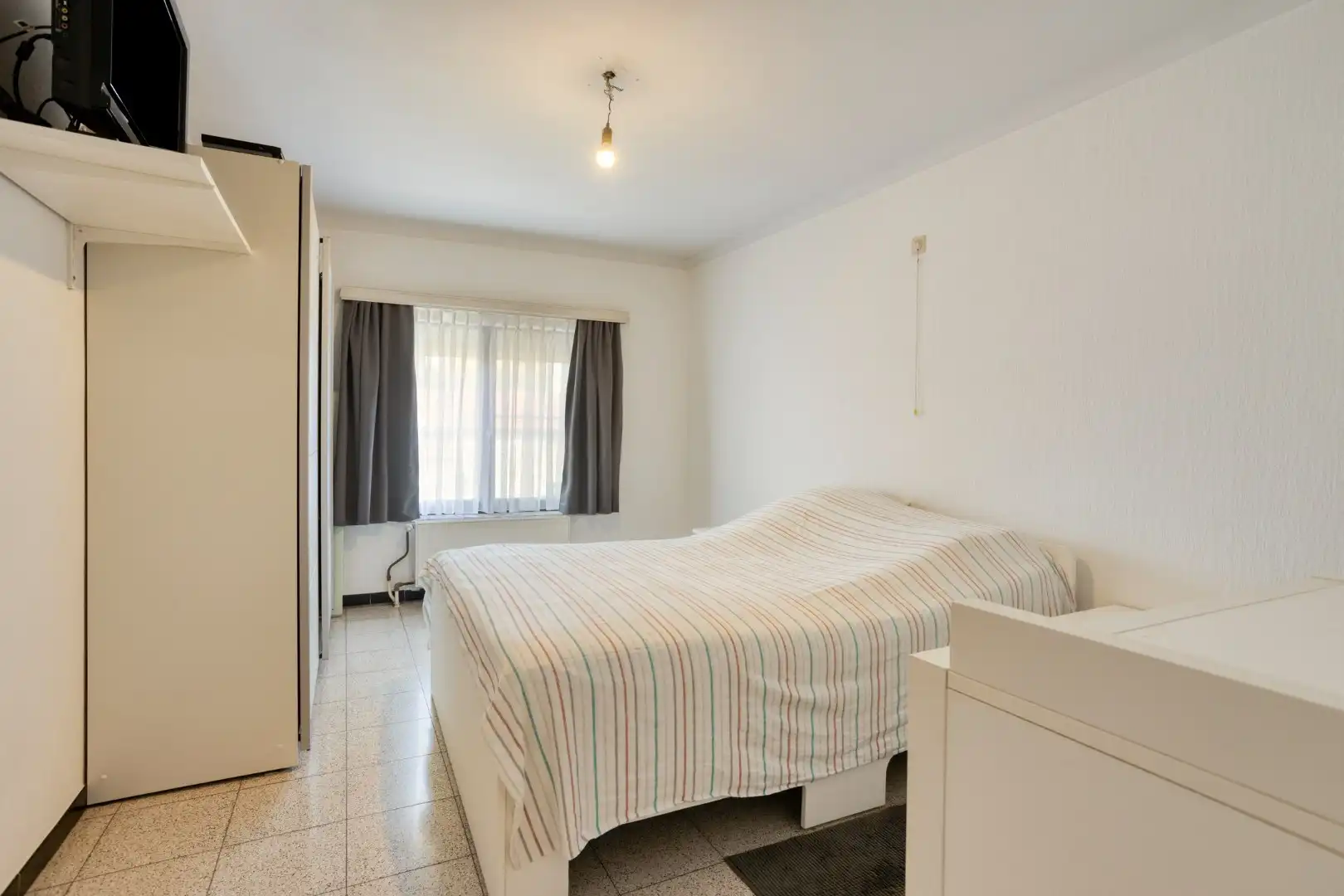 Appartement met 2 slaapkamers en ruime garage! foto 8