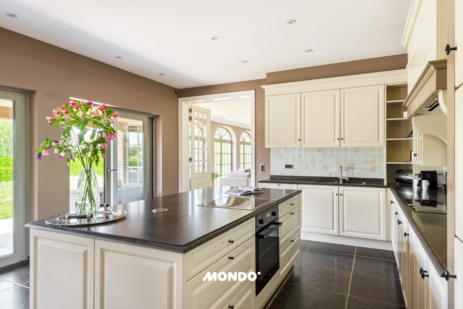 Exclusieve villa met 5 slaapkamers op 5000 m² in een oase van rust in Meise foto 15