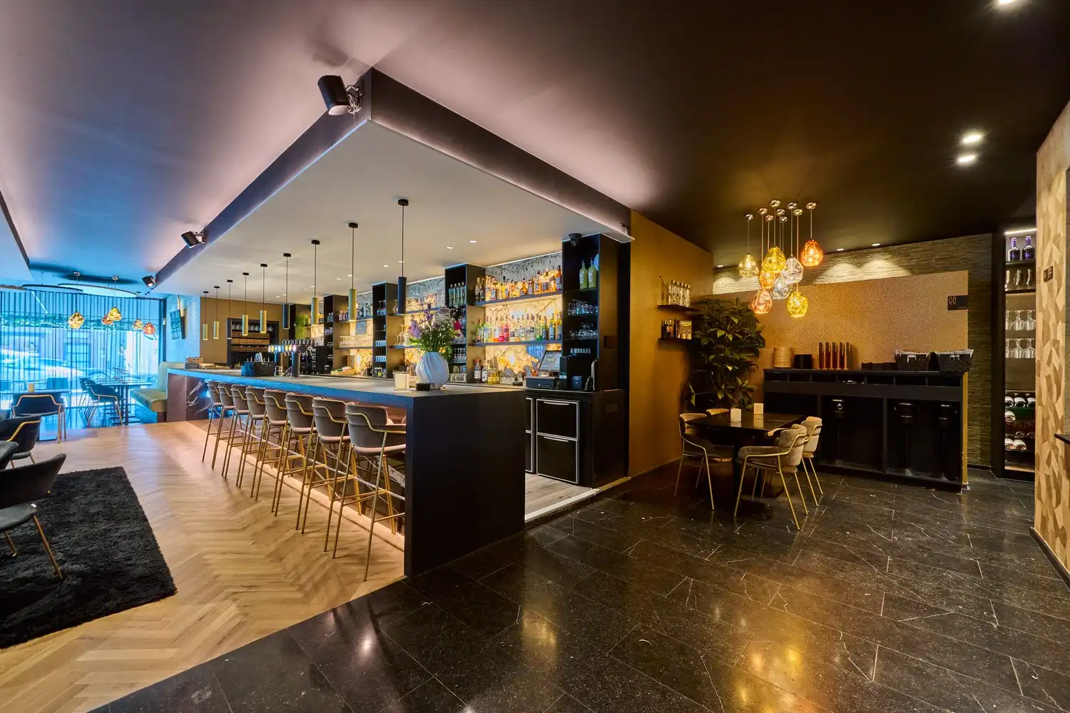 Uniek handelspand op toplocatie in het aangename centrum van Leopoldsburg foto 13