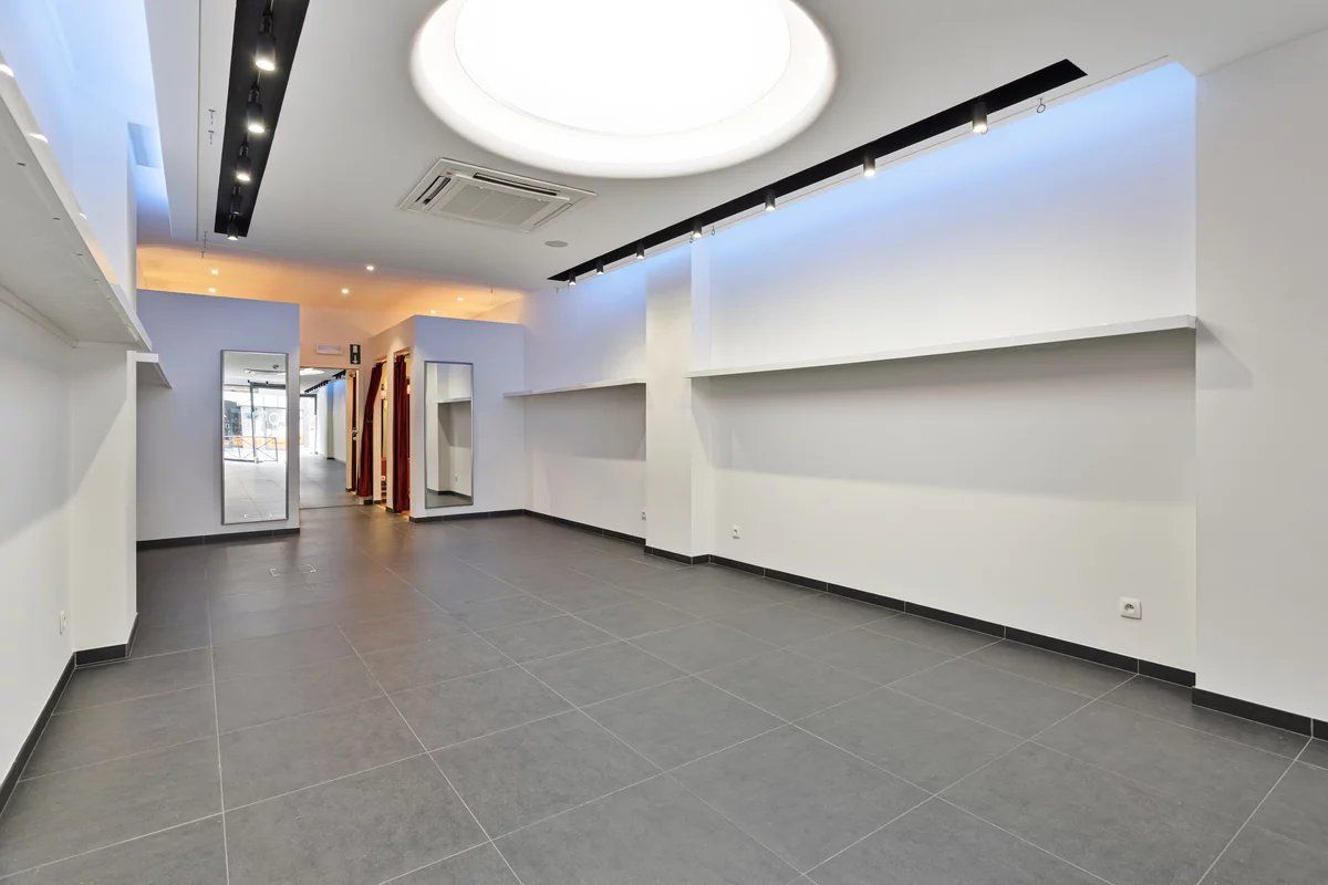 WINKELRUIMTE/KANTOORRUIMTE (MET OPTIE WOONST) VAN 223M2 IN CENTRUM BILZEN foto 5