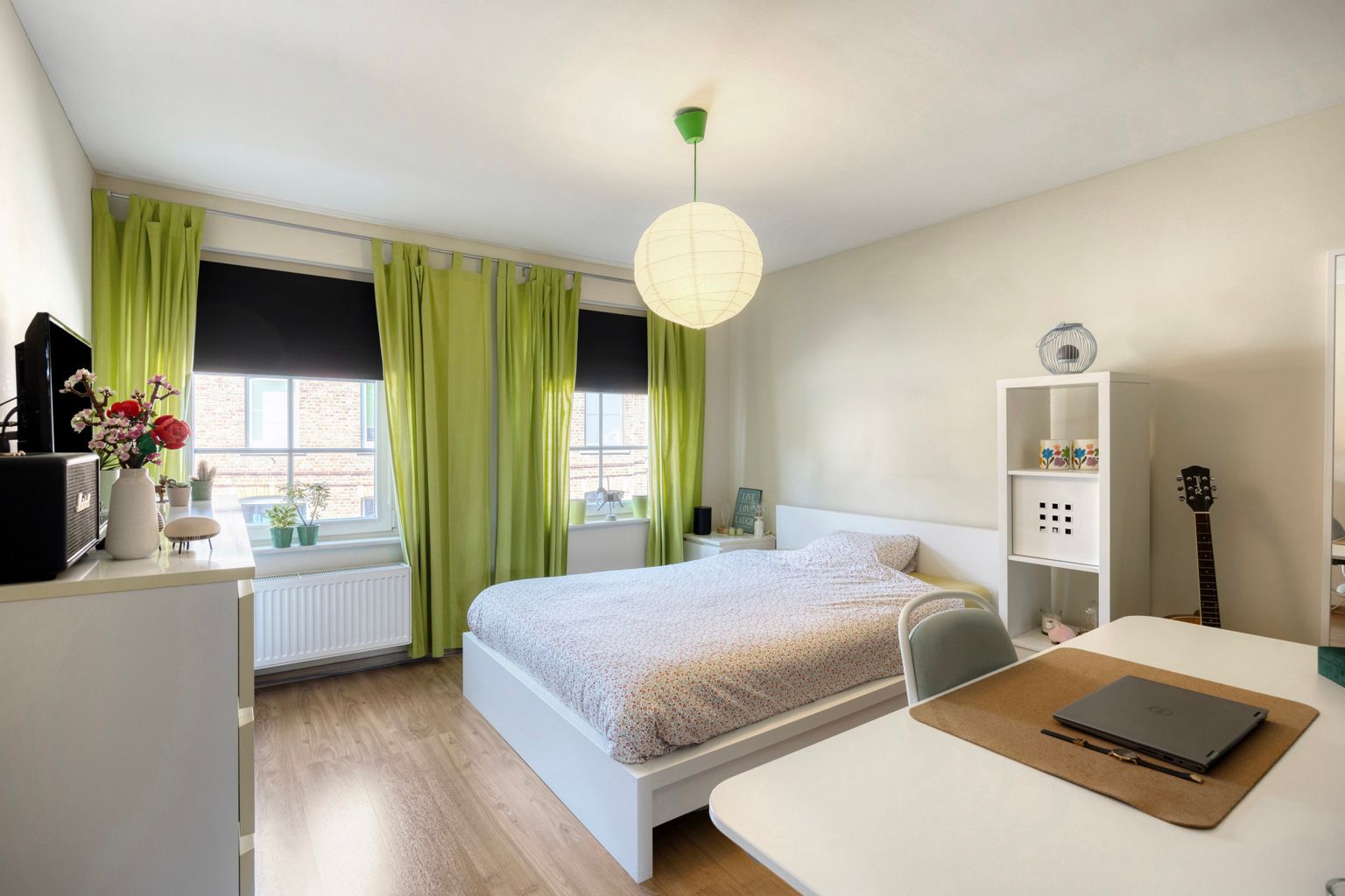  Instapklare recente woning met tuintje en carport foto 15