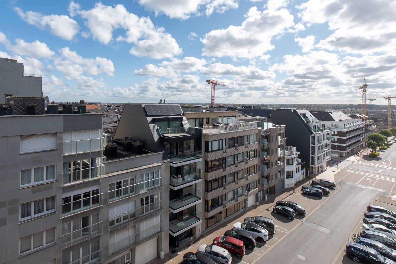 Zeer centraal gelegen gezellige, lichtrijke studio met open zicht. foto 14