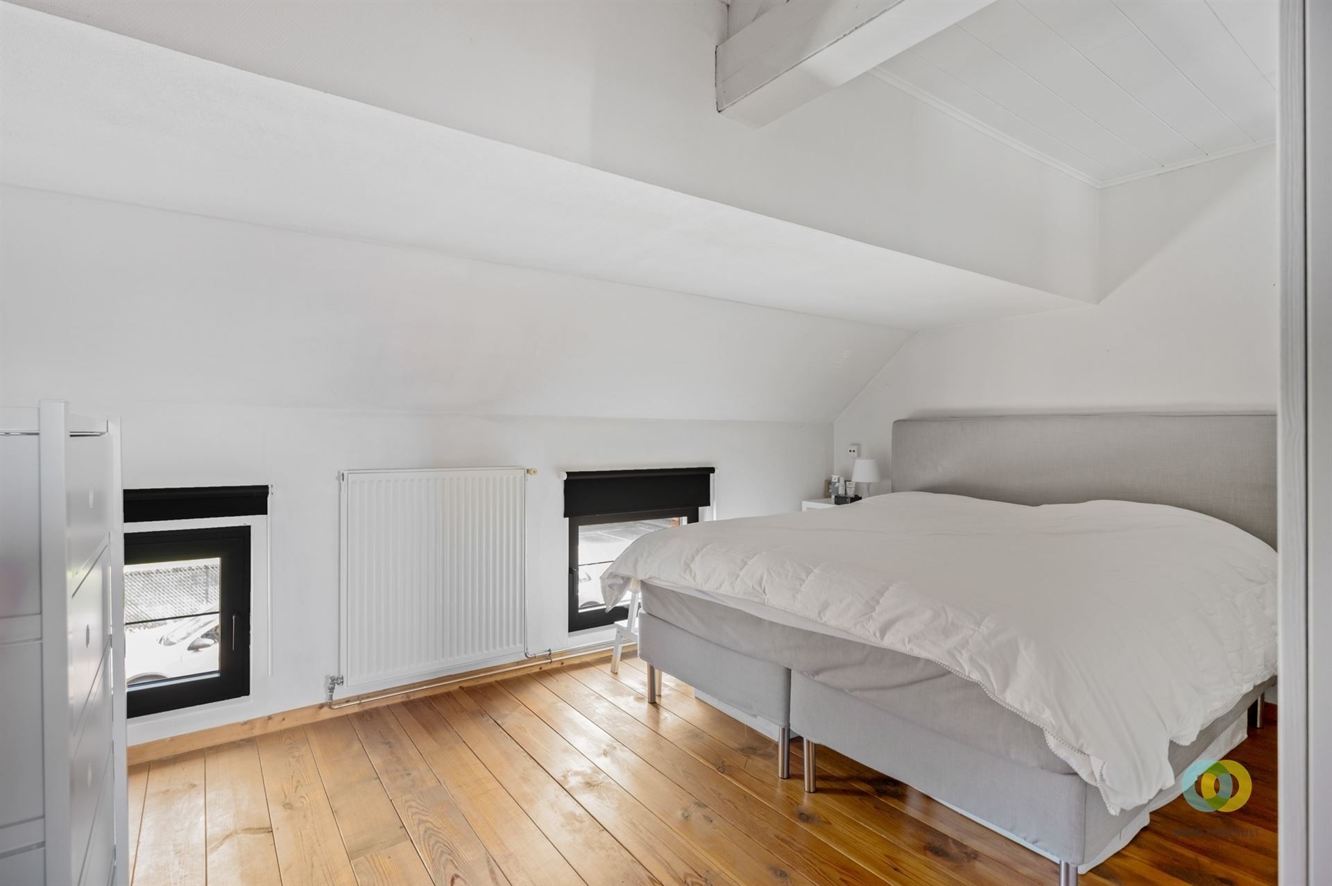 Woning met tuin en carport foto 17