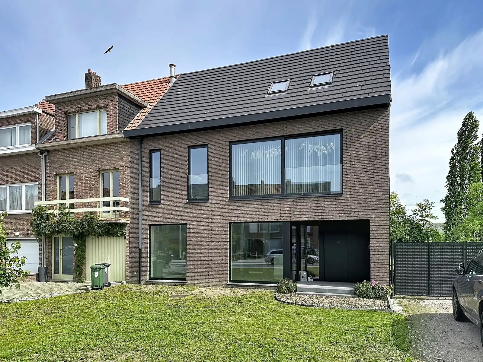 Praktijkruimte / commercieel gelijkvloers met veel passage foto 24