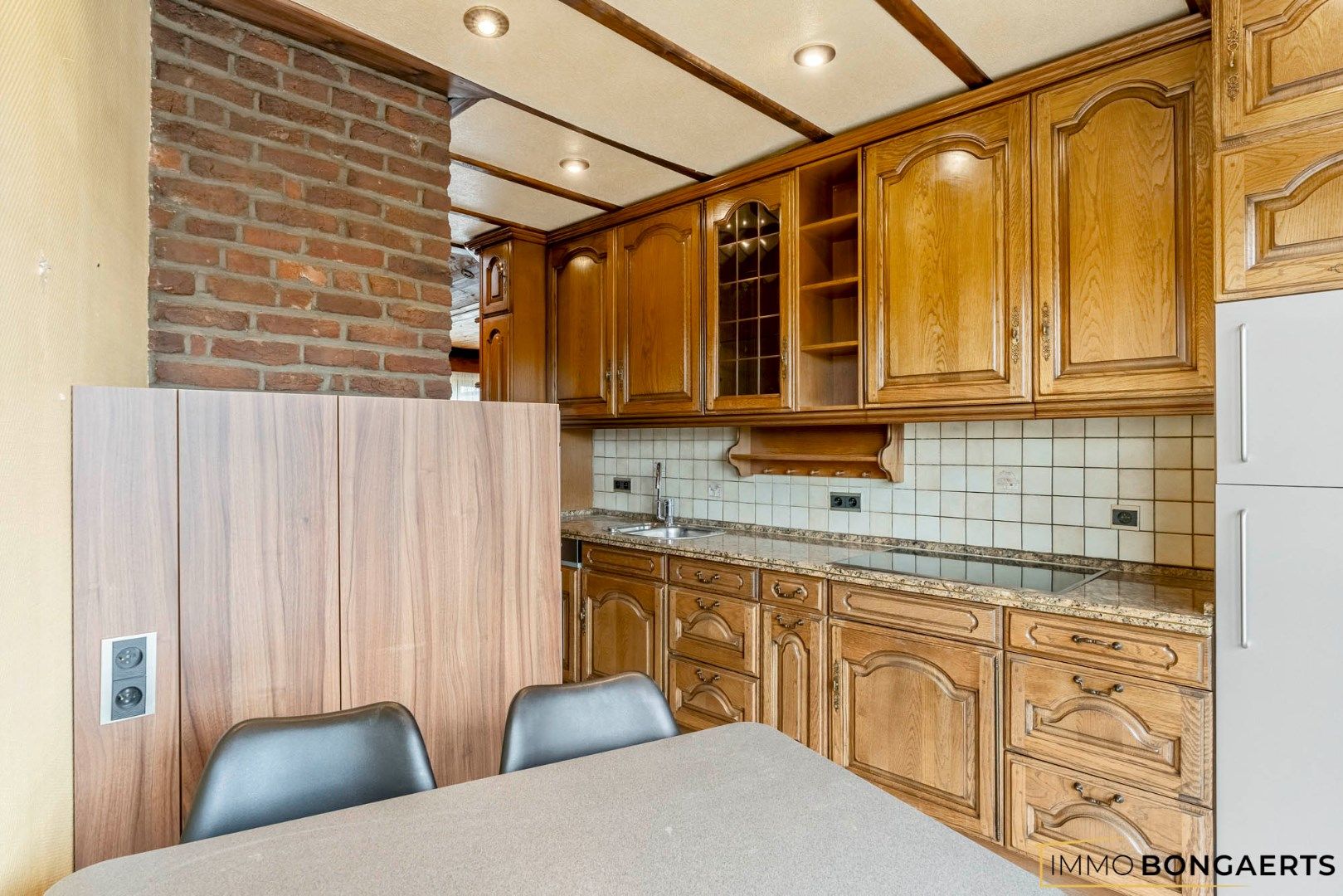 Ruime woning met vier slaapkamers  foto 11