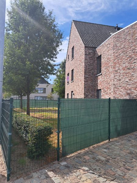 Recent, ruim woonhuis (±250m²), centrum Kasterlee met inpandige garage en stapl. foto 3