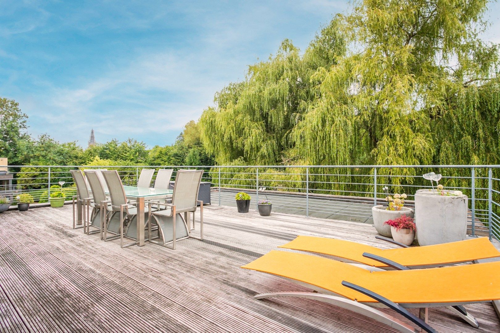 Ruim duplex appartement (131m²) met 2 terrassen, 3 slpks en 2 autostpl. foto 14