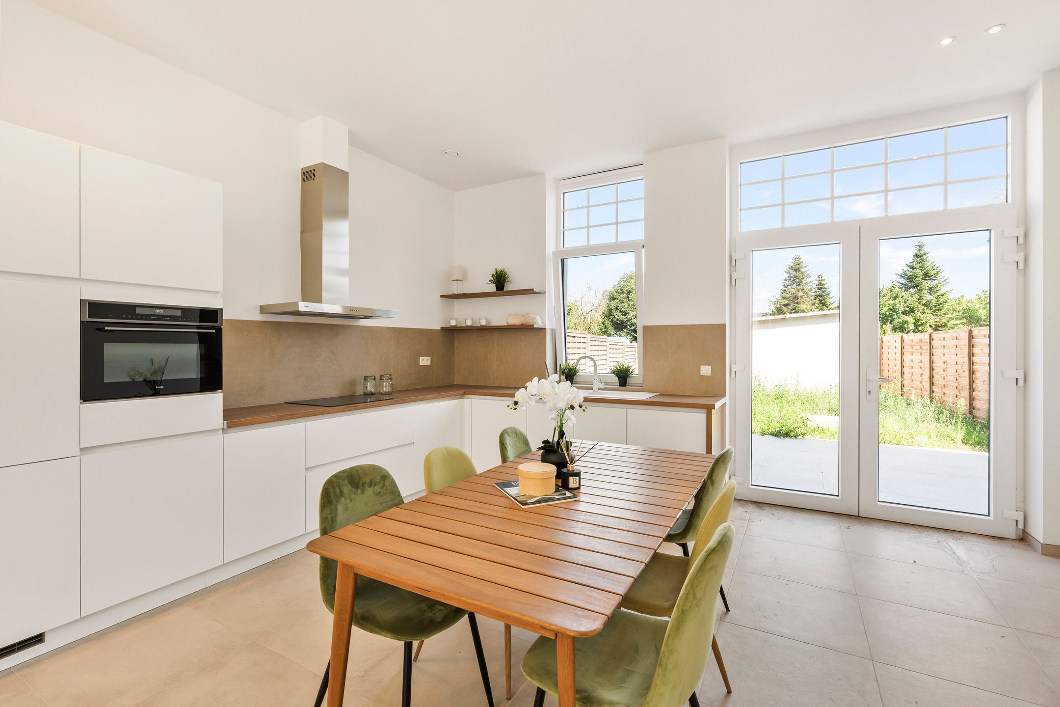 Mooi GERENOVEERDE WONING met 5 SLK en TERRAS + tuin. foto 3