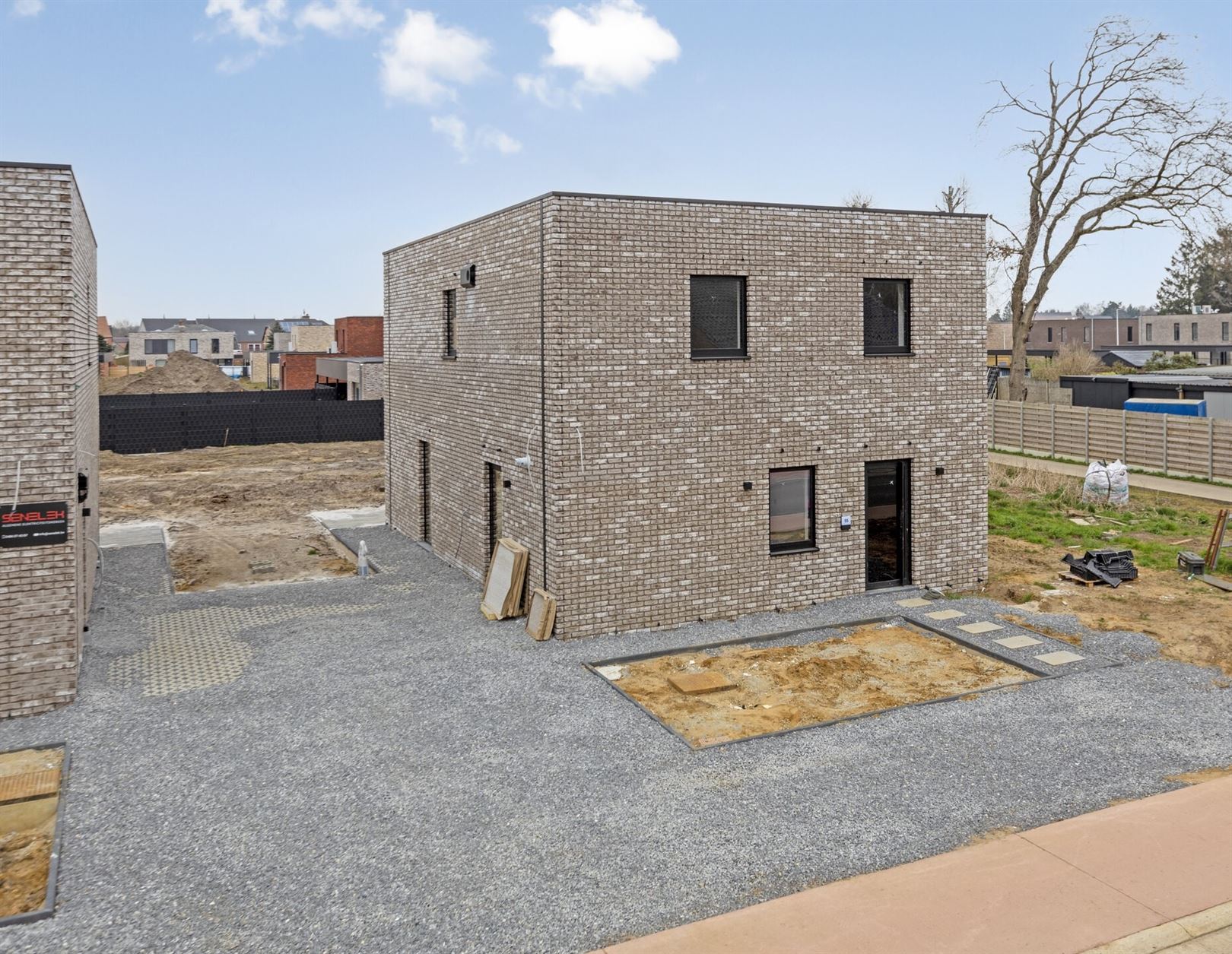 TE KOOP: Nieuwbouwwoning met 3 slaapkamers te Koersel!  foto 2