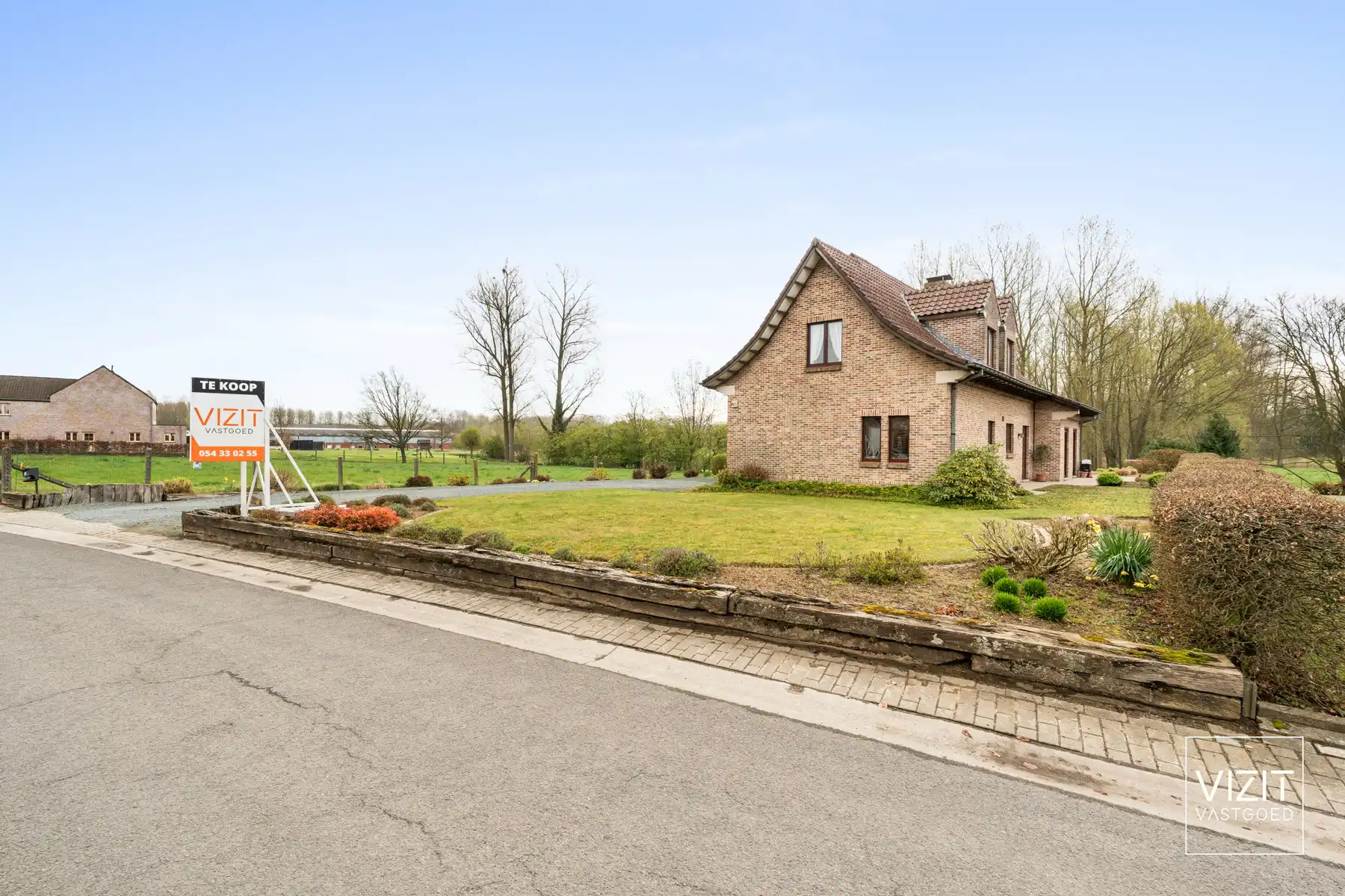 Ruime open bebouwing met open zicht!  foto 2