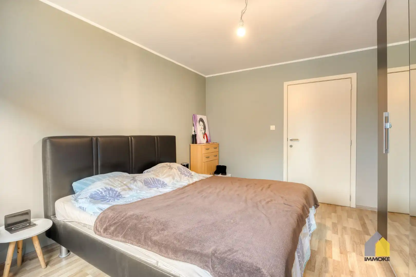 Gelijkvloers appartement (120 m²) met ruime woonkamer, 2 slpks. en terras. foto 12