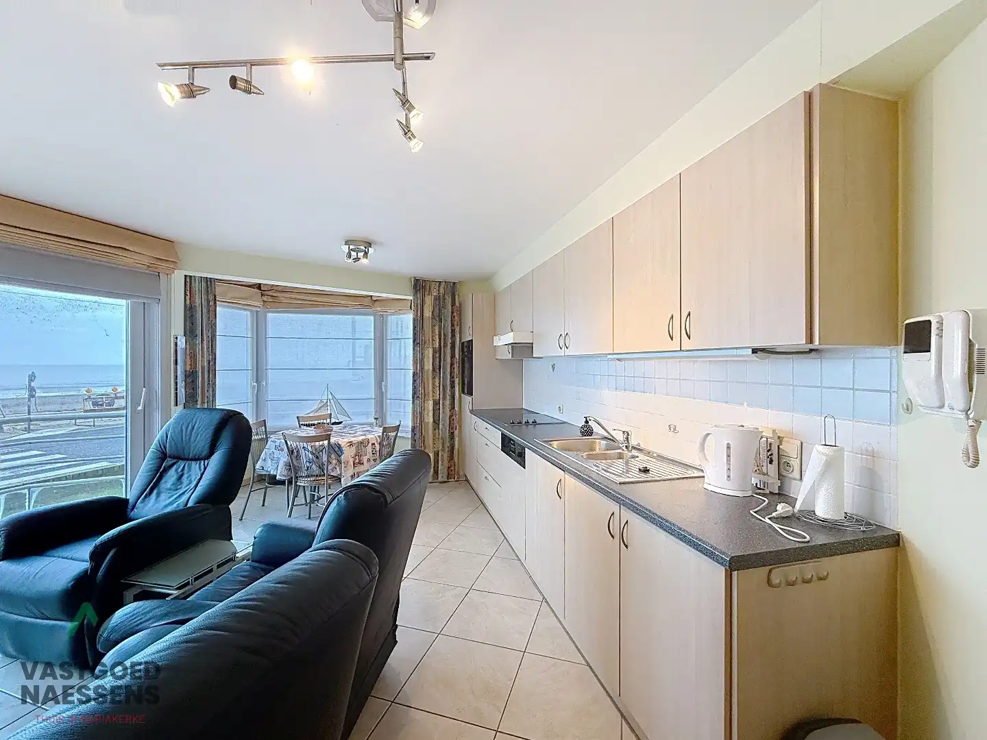 INSTAPKLAAR 1 SLPK APP MET ZICHT OP ZEE foto 4