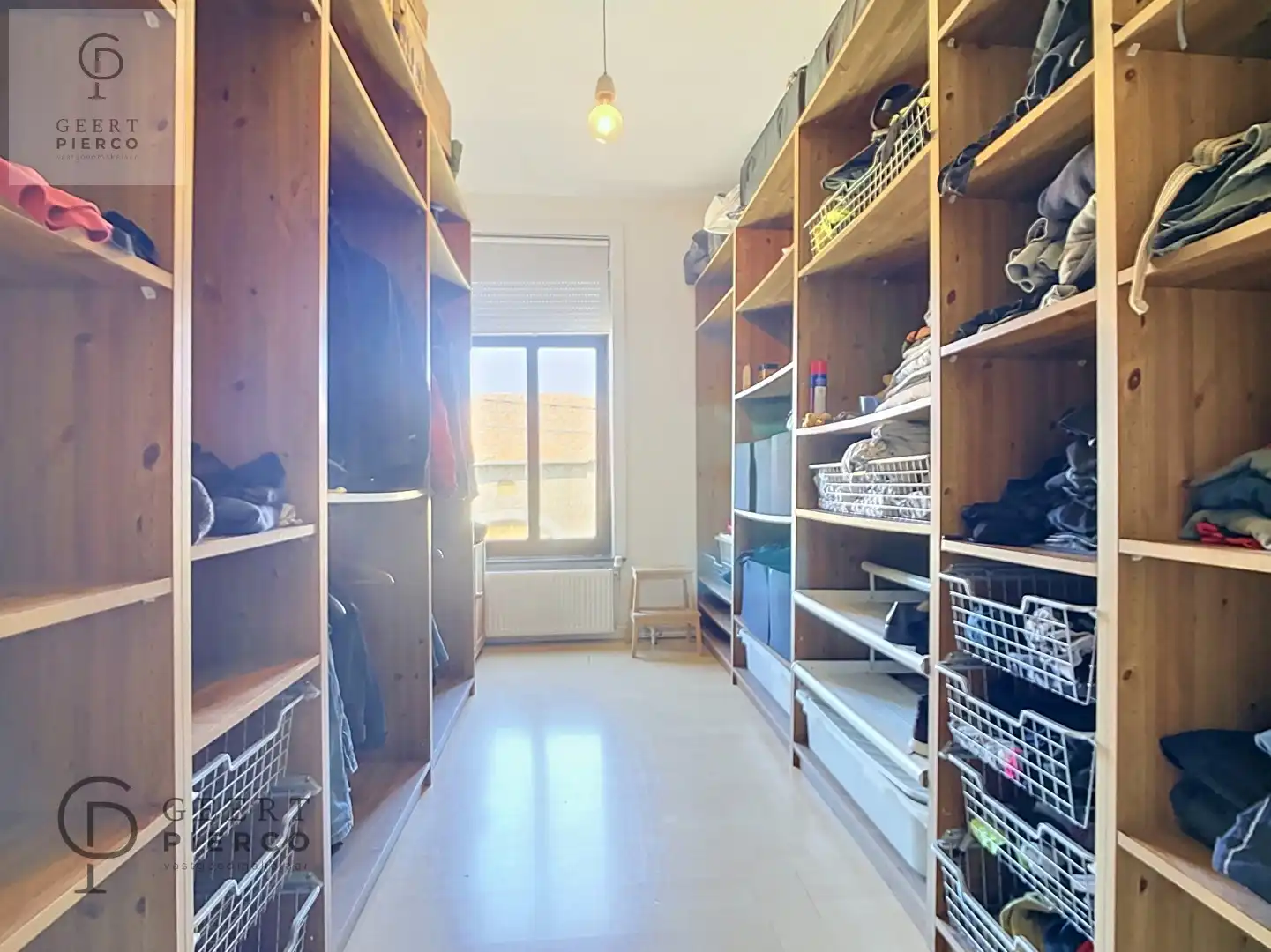 Charmewoning met dorpsgezicht foto 17