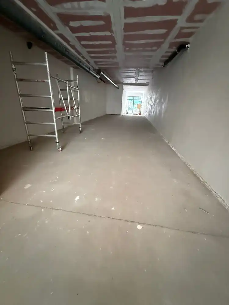 Commercieel gelijkvloers te huur op topligging in de Kattestraat foto 3