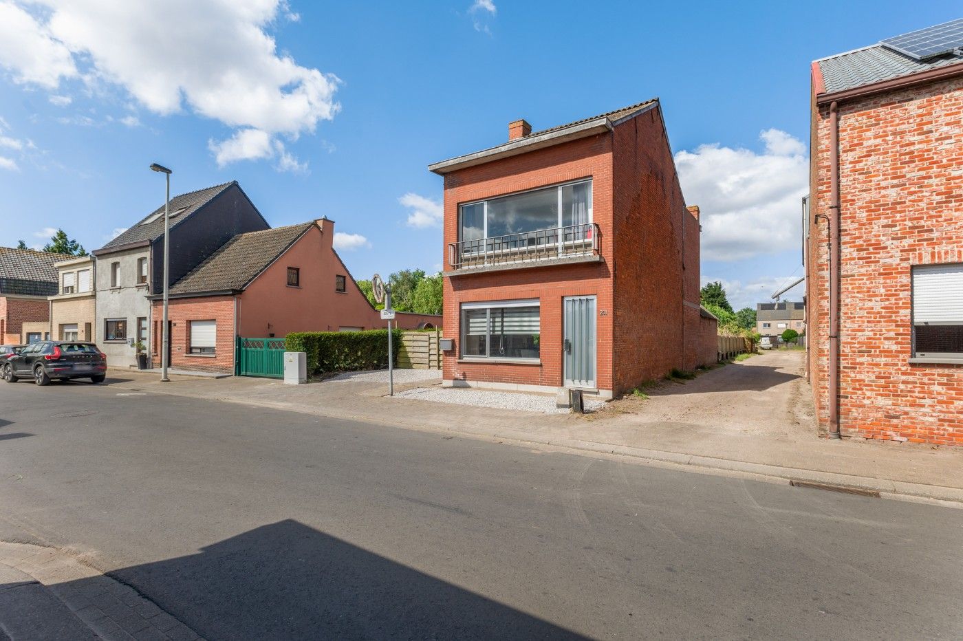 Ruime woning met 3 slpk. op prachtig perceel van 1285 m² foto 36
