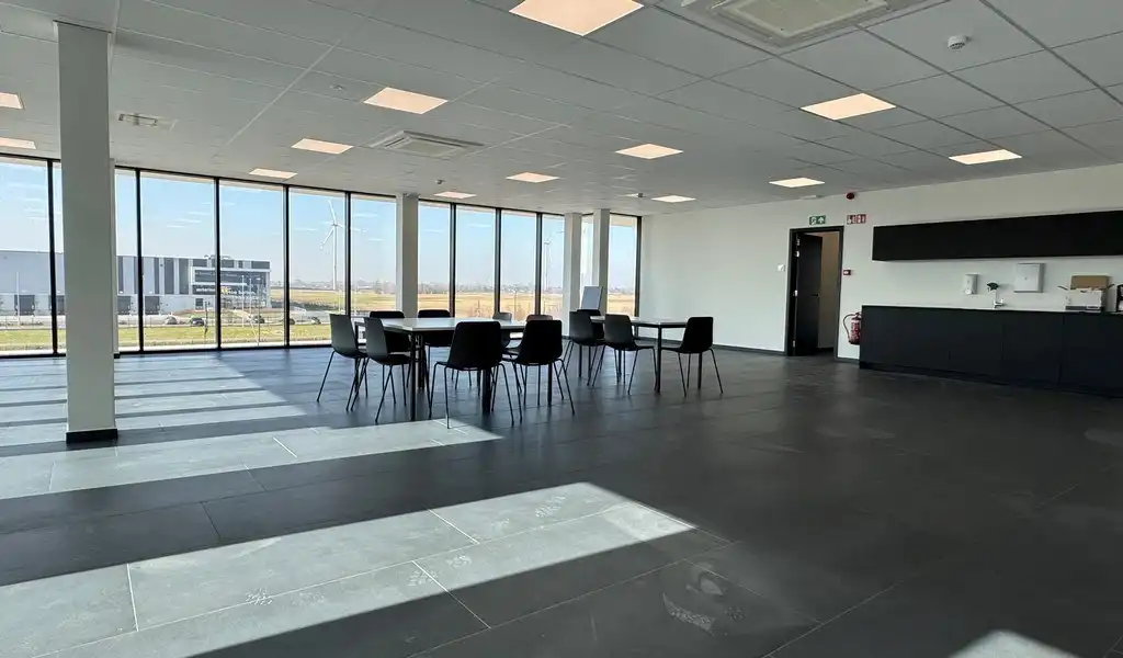 Nieuwbouw logistiek magazijn te huur aan Kluizendok in Haven van Gent foto 13