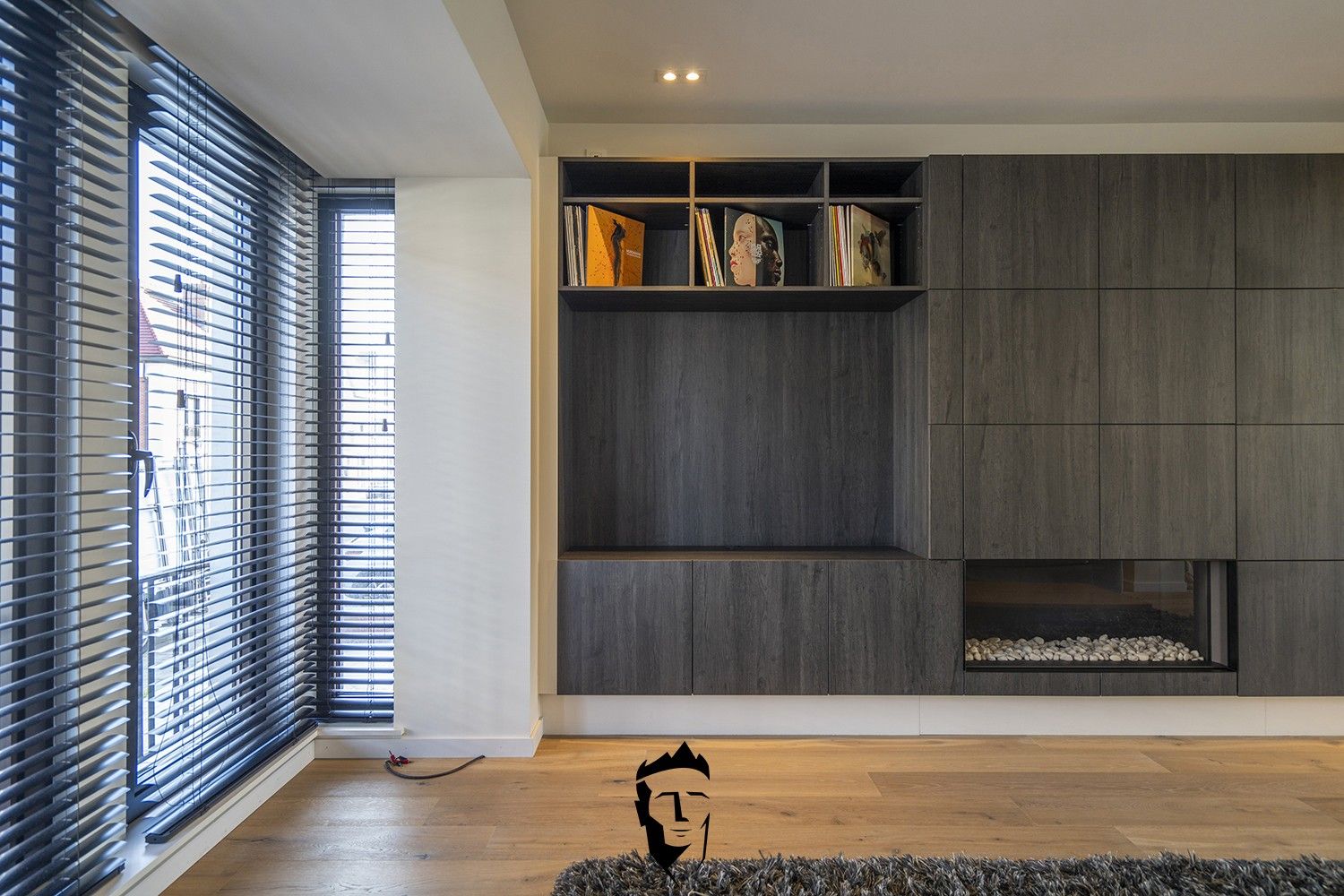 LUXUEUS WONEN foto 4