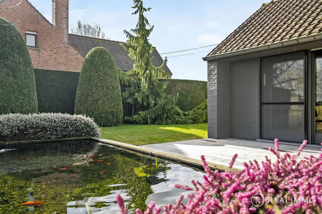 Ruime villa met 4 slaapkamers op ruim perceel met prachtige ligging! foto 5