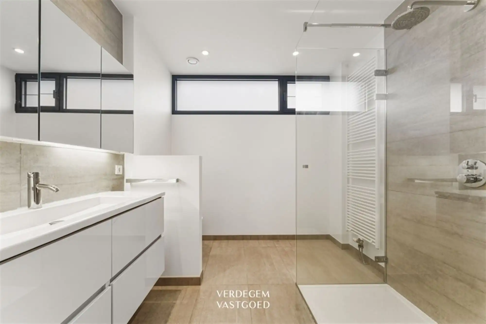 Unieke woon / werkopportuniteit: villa met magazijn van 395m² op toplocatie foto 14