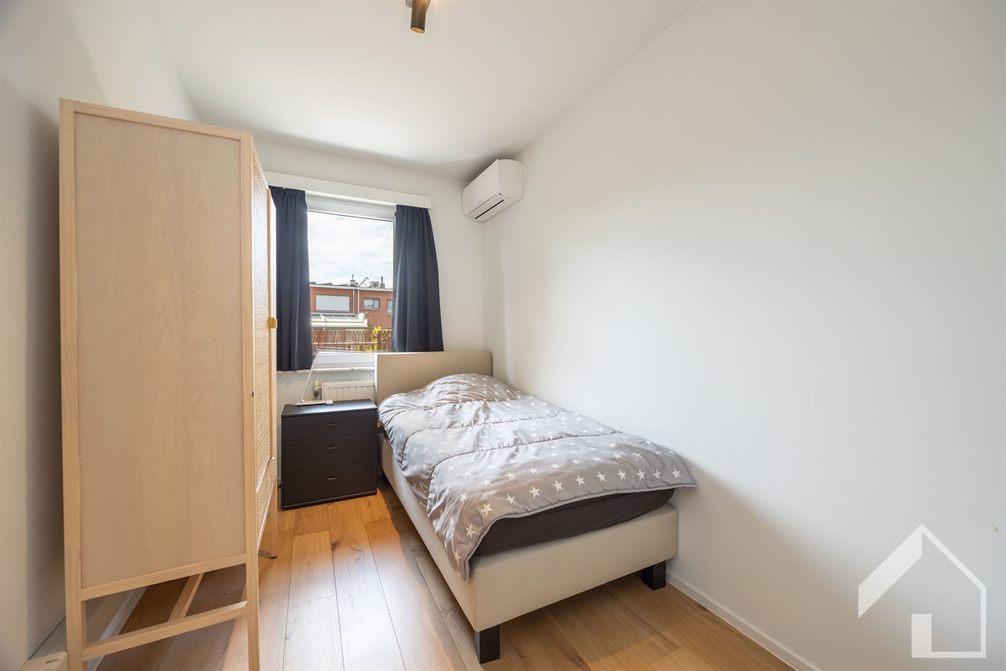 prachtig gerenoveerde 2-slaapkamerappartement foto 11