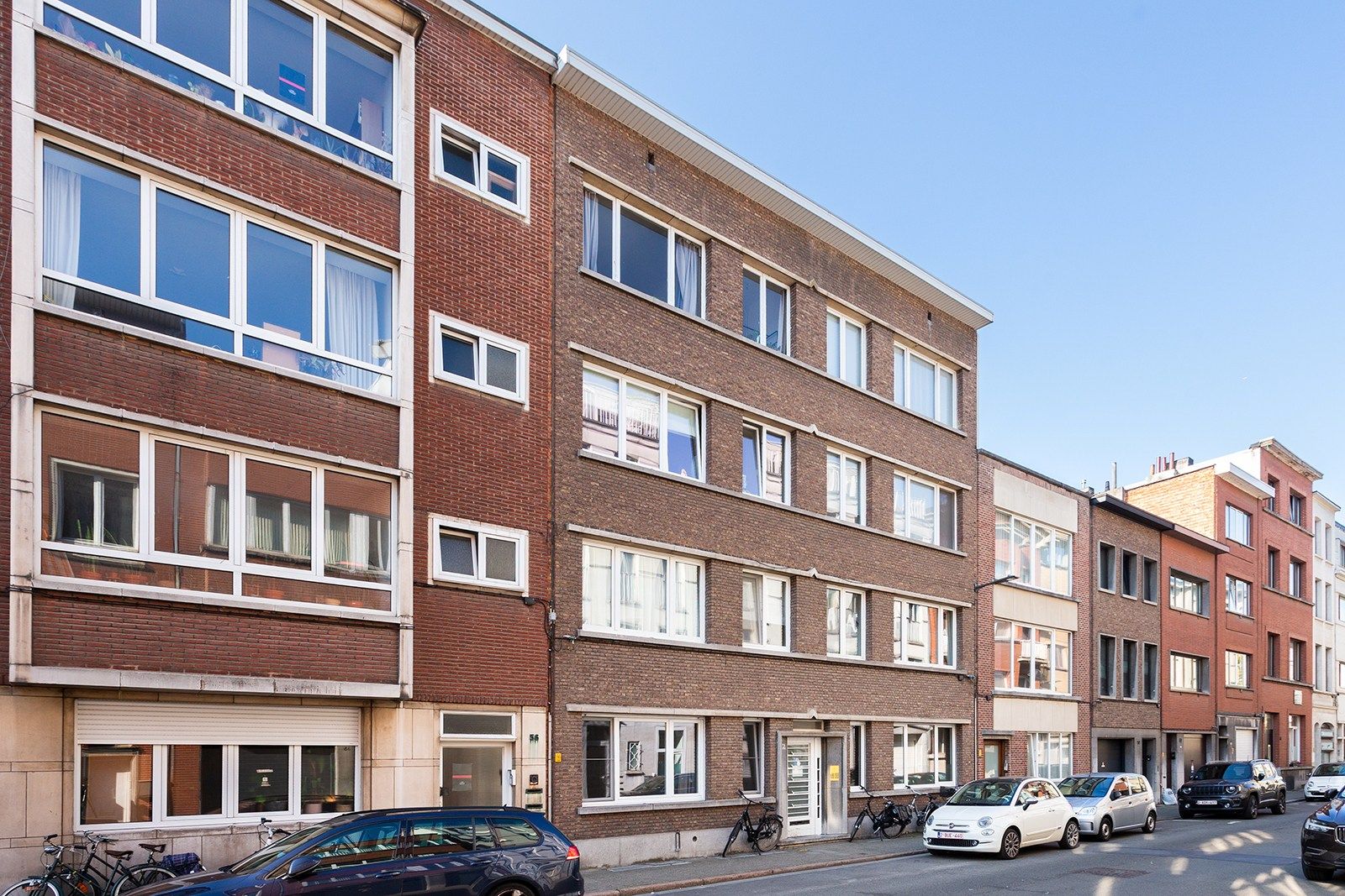 Charmant en karaktervol appartement met terras foto 17