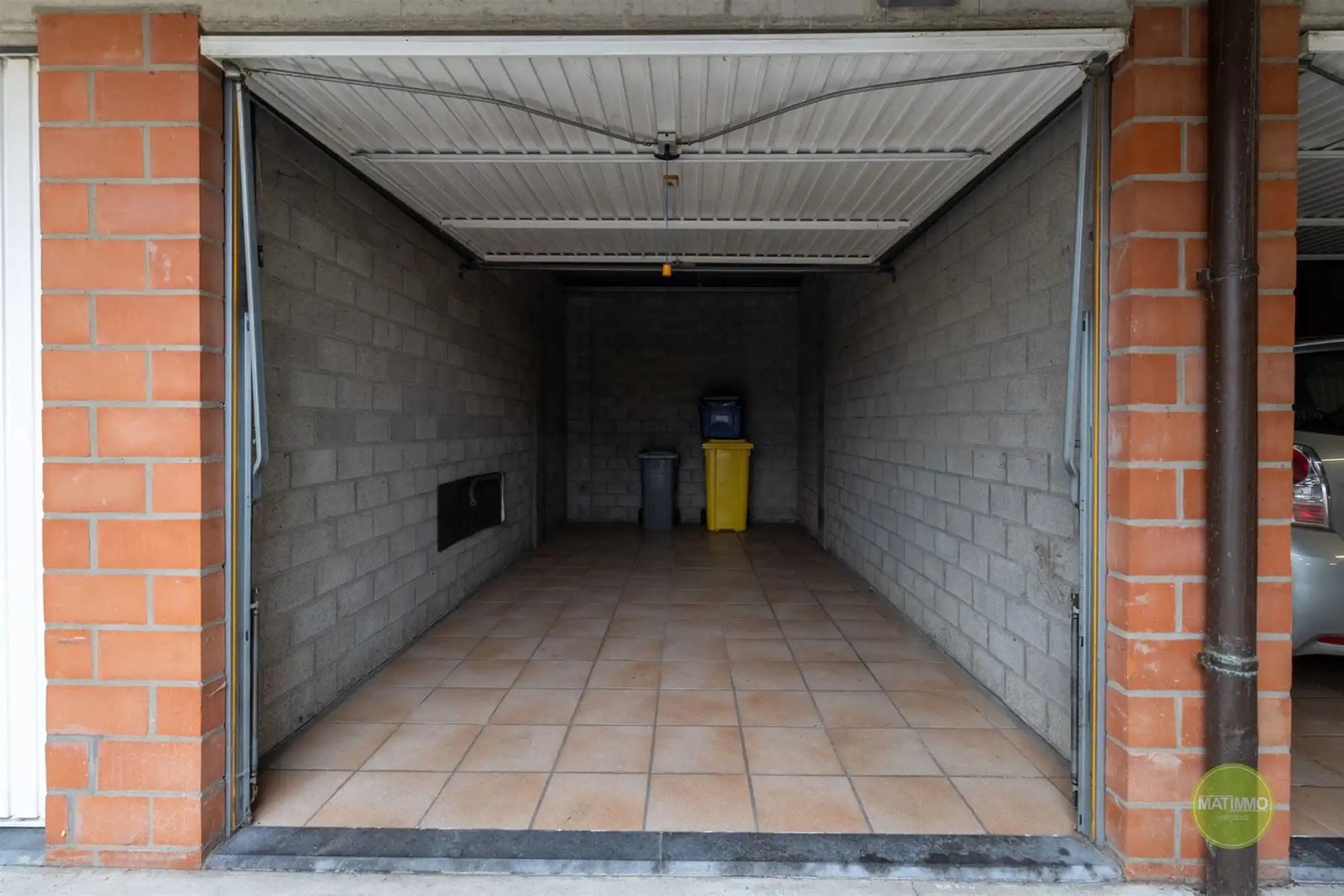 Ruim tweeslaapkamer appartement met terras en garage in Mol  foto 20