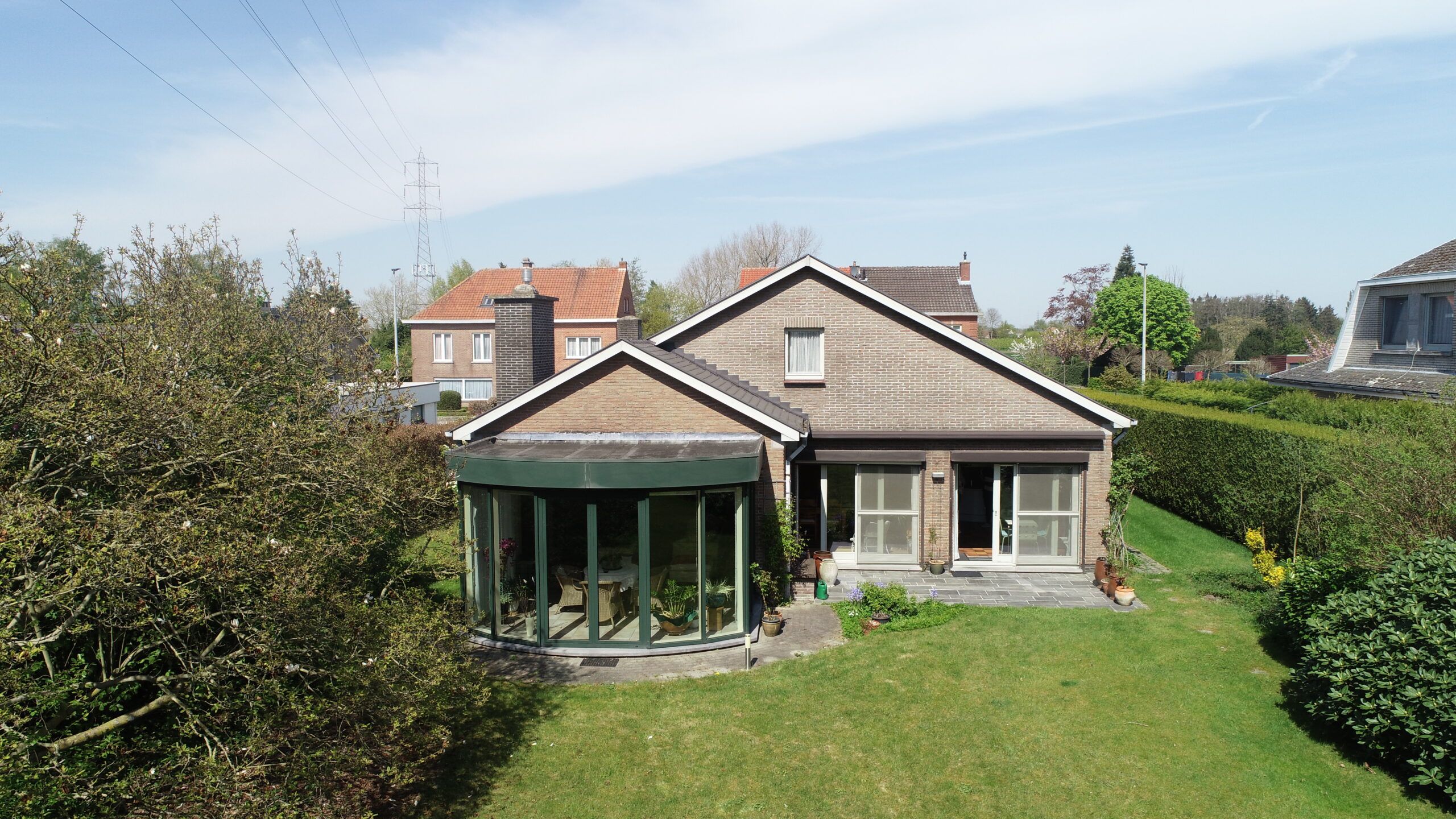 Prachtige tijdloze villa (3 slpks) met mooie tuin in Belsele. foto 7