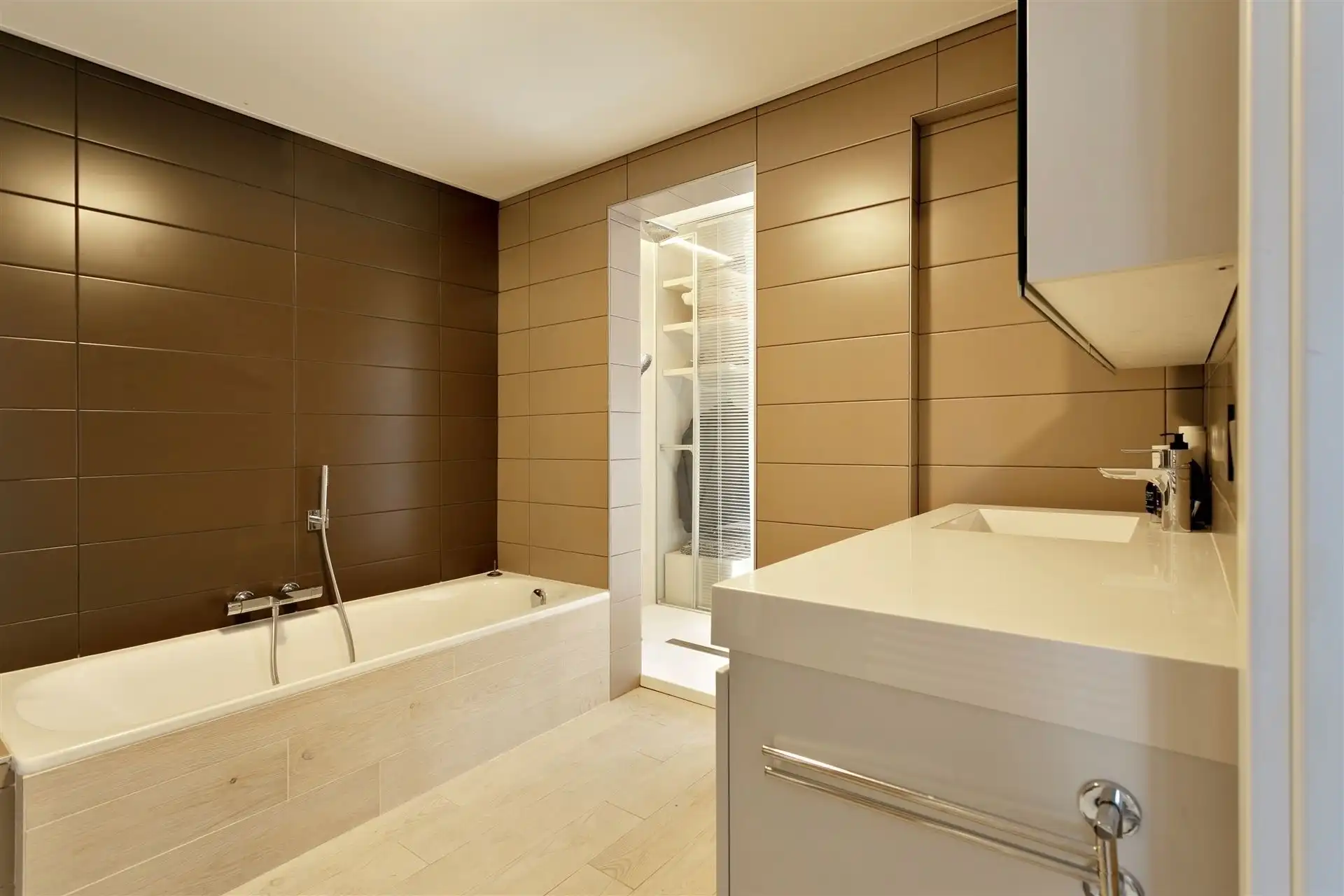 LUXUEUS / JACHTHAVEN foto 13