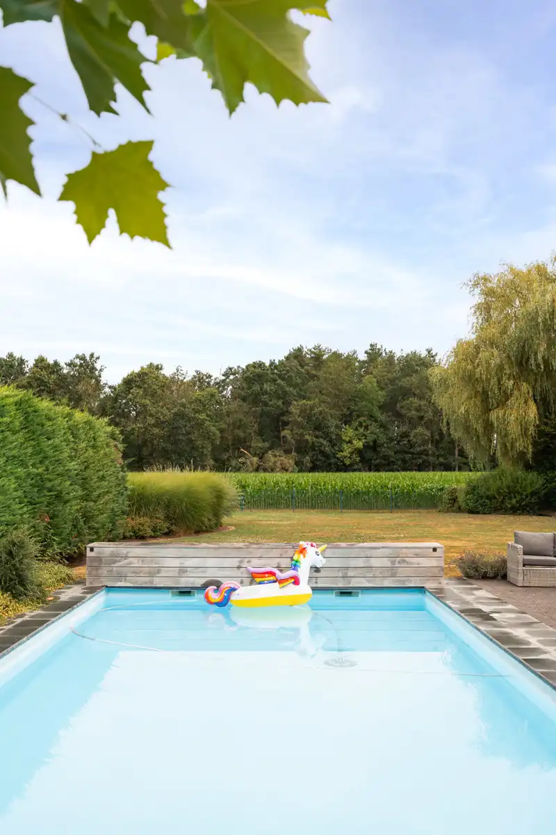 Landelijke woning op riant perceel met zwembad foto 25