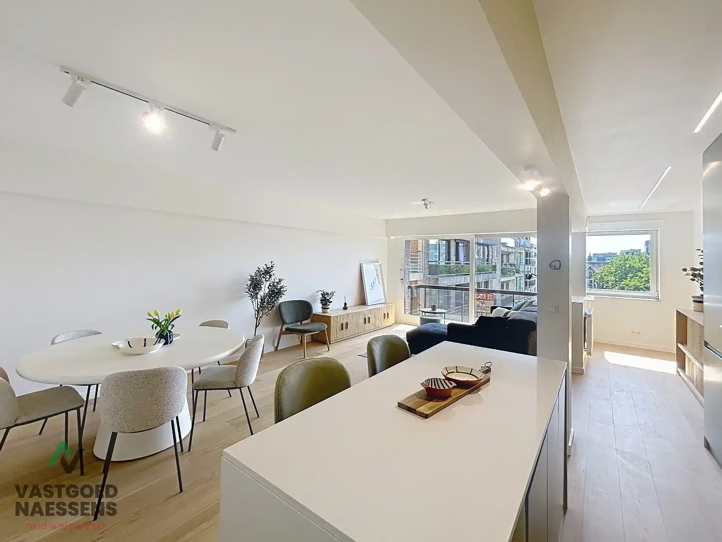 LUXUEUS GERENOVEERD 2 SLPK APP MET ZICHT OP GROEN foto 13