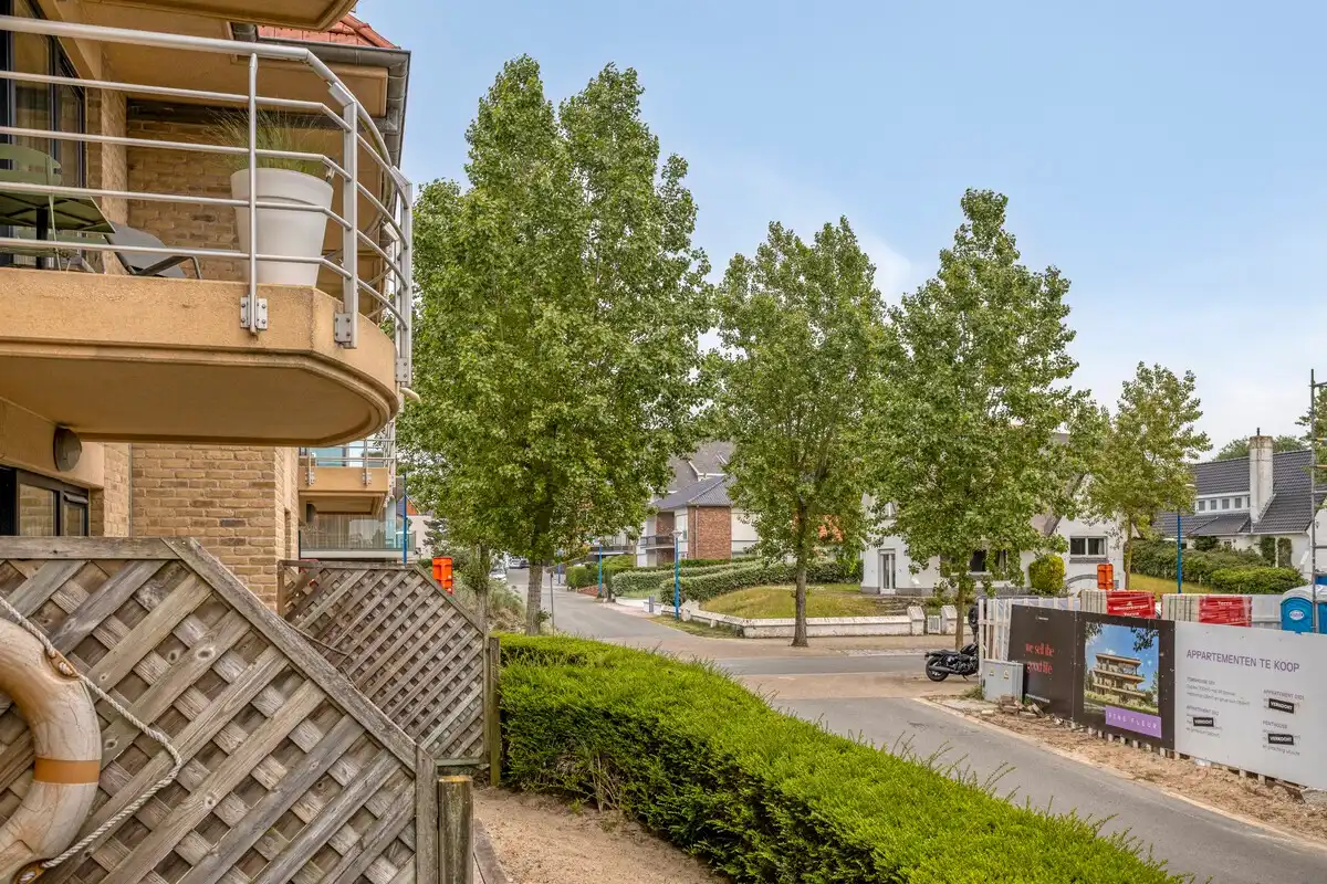 Ruim hoek appartement met 2 slaapkamers foto 22