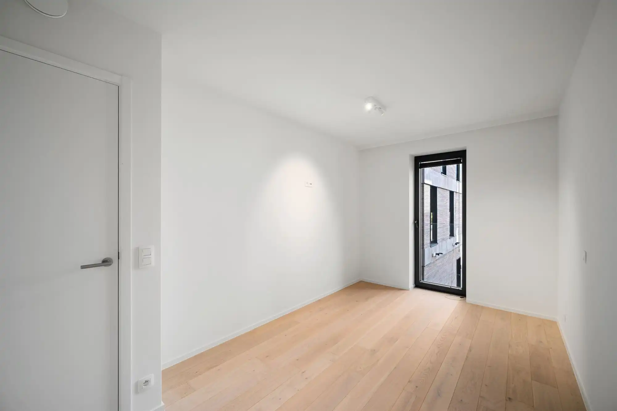 Luxueus (quasi nieuw) appartement vlakbij het strand!  foto 13
